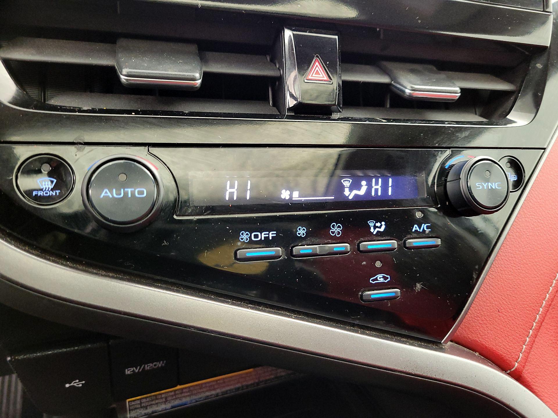 Thumbnail: 2021 Toyota Camry - 17