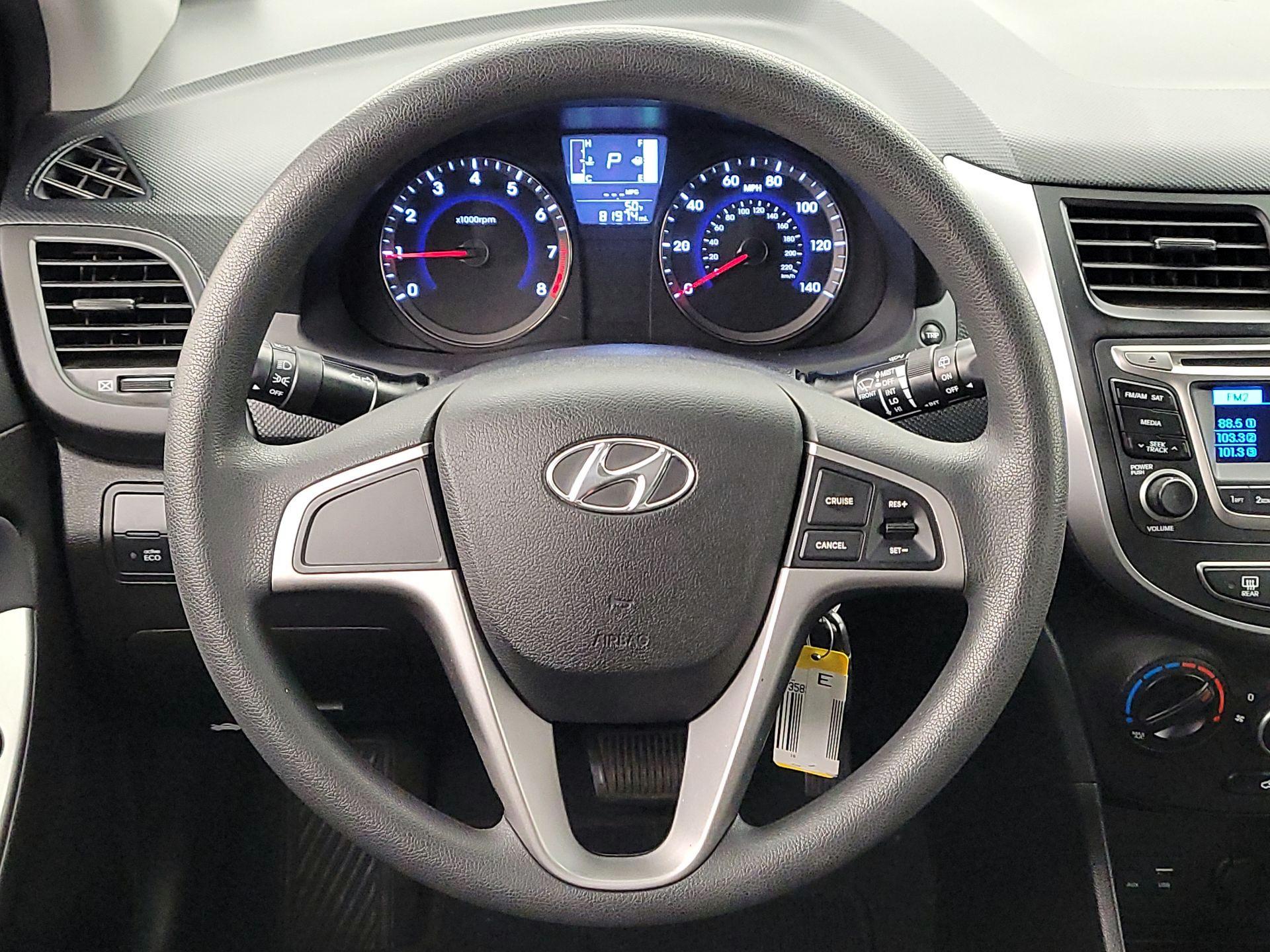 Thumbnail: 2016 Hyundai Accent - 10