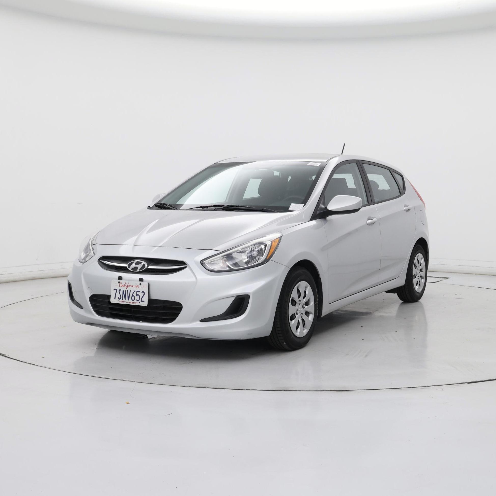 Thumbnail: 2016 Hyundai Accent - 4