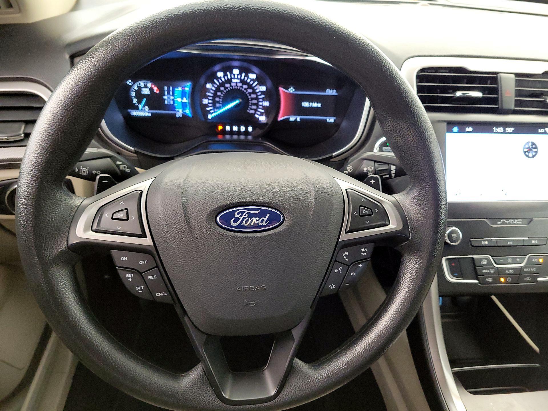 Thumbnail: 2019 Ford Fusion - 10