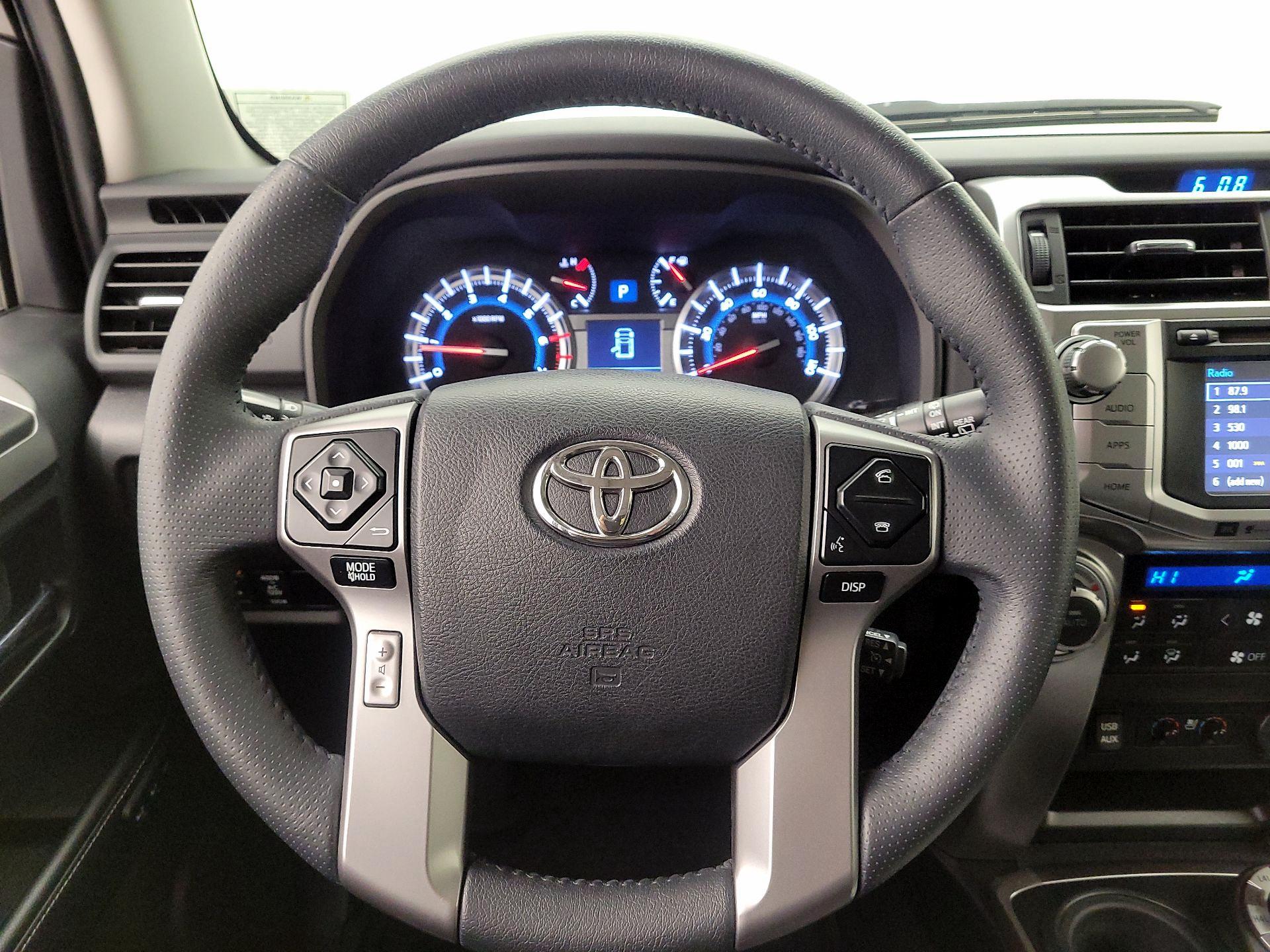 Thumbnail: 2019 Toyota 4Runner - 10