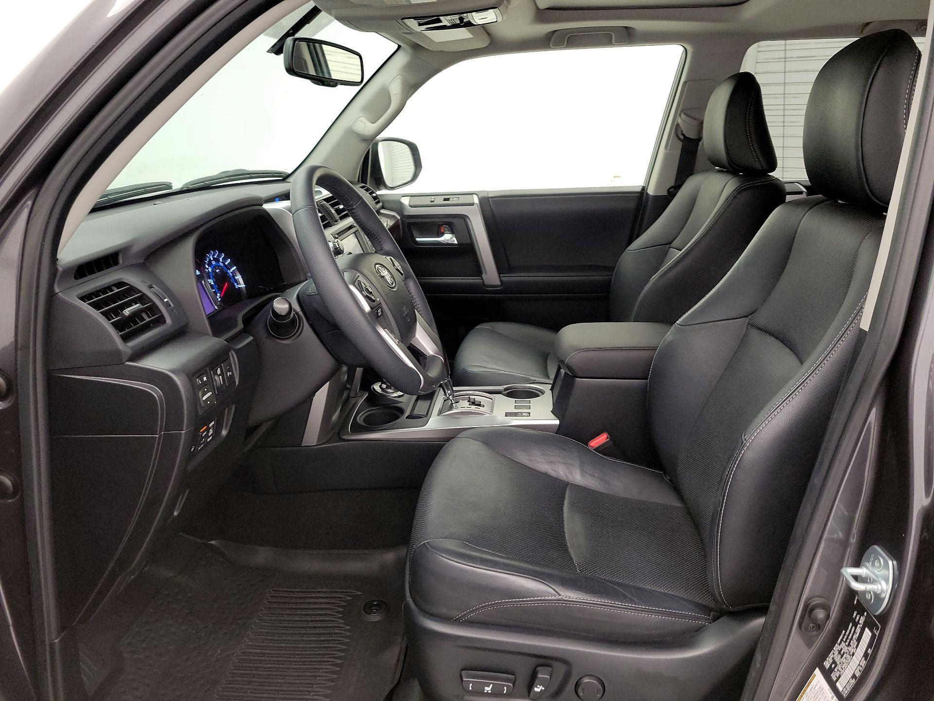 Thumbnail: 2019 Toyota 4Runner - 11