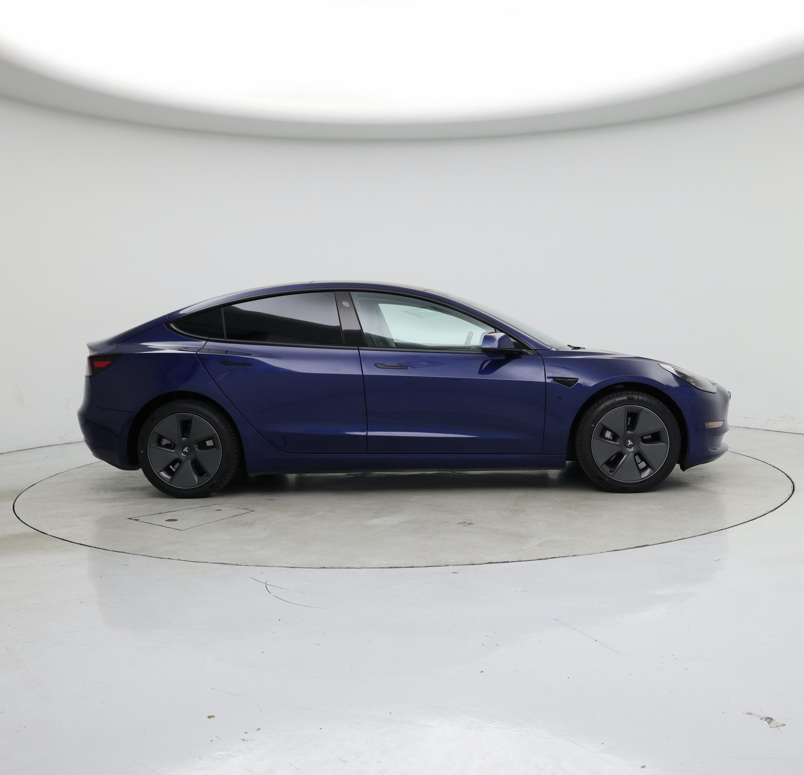Thumbnail: 2022 Tesla Model 3 - 7