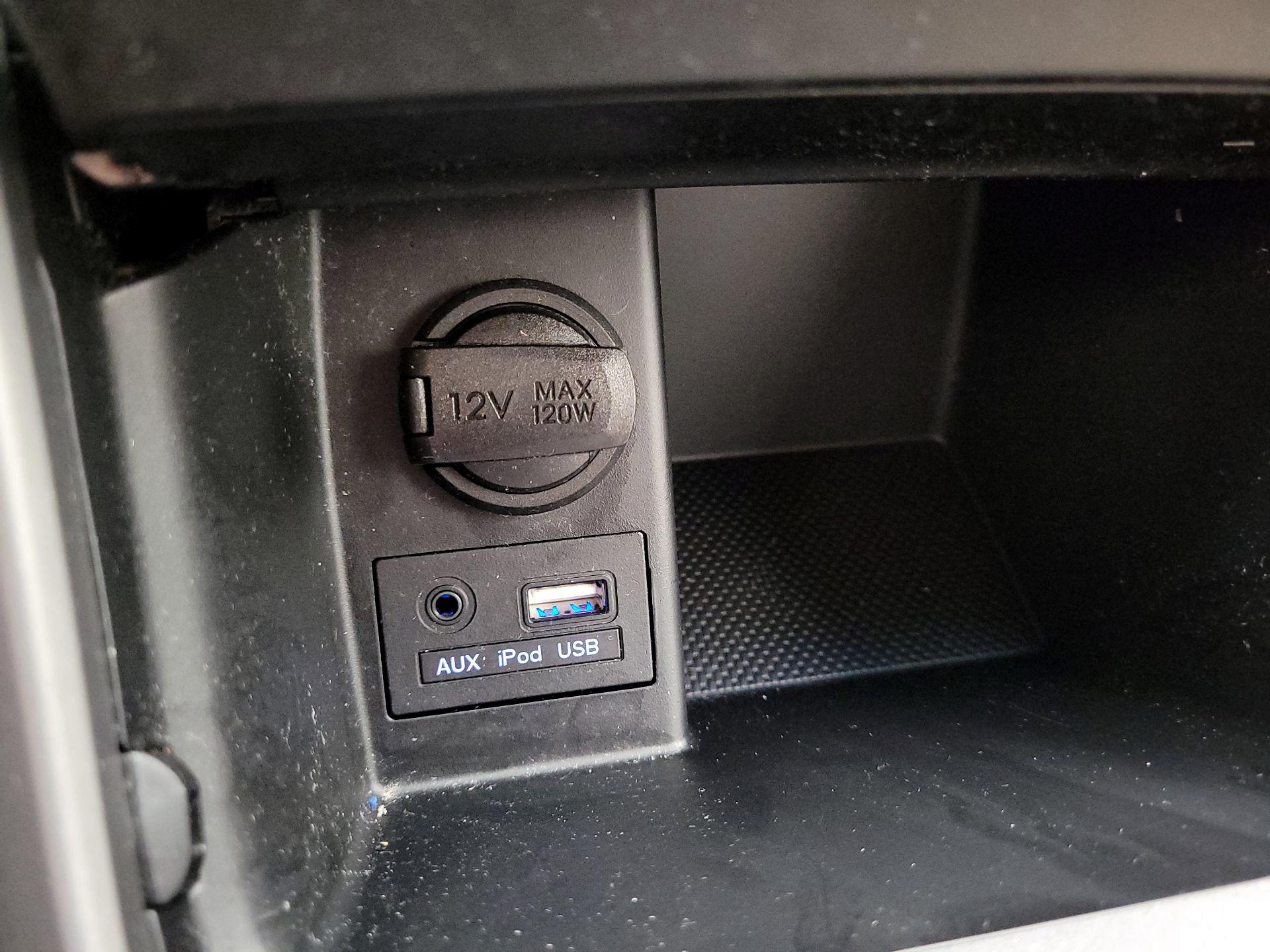 Thumbnail: 2016 Hyundai Elantra - 18