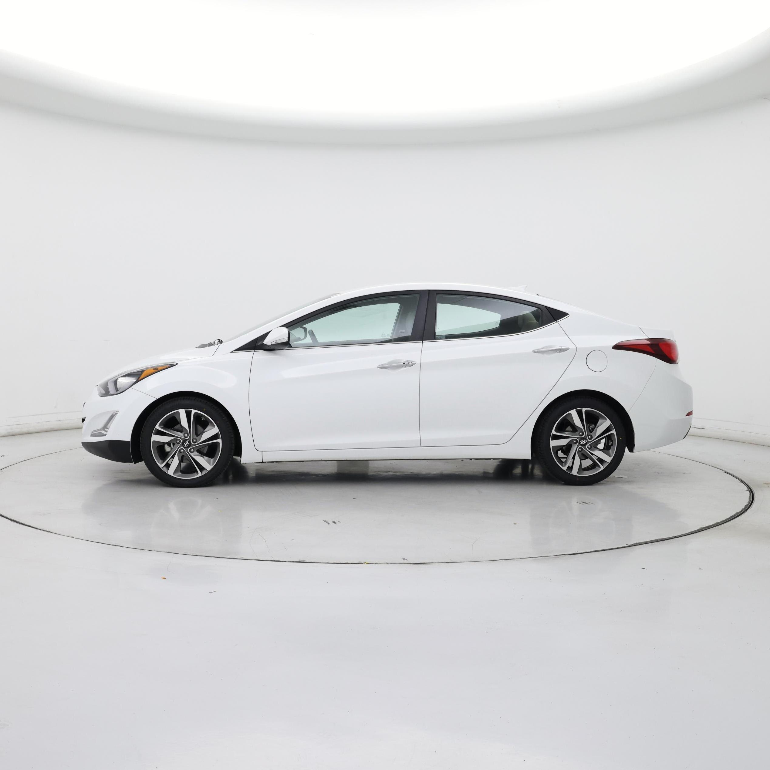 Thumbnail: 2016 Hyundai Elantra - 3