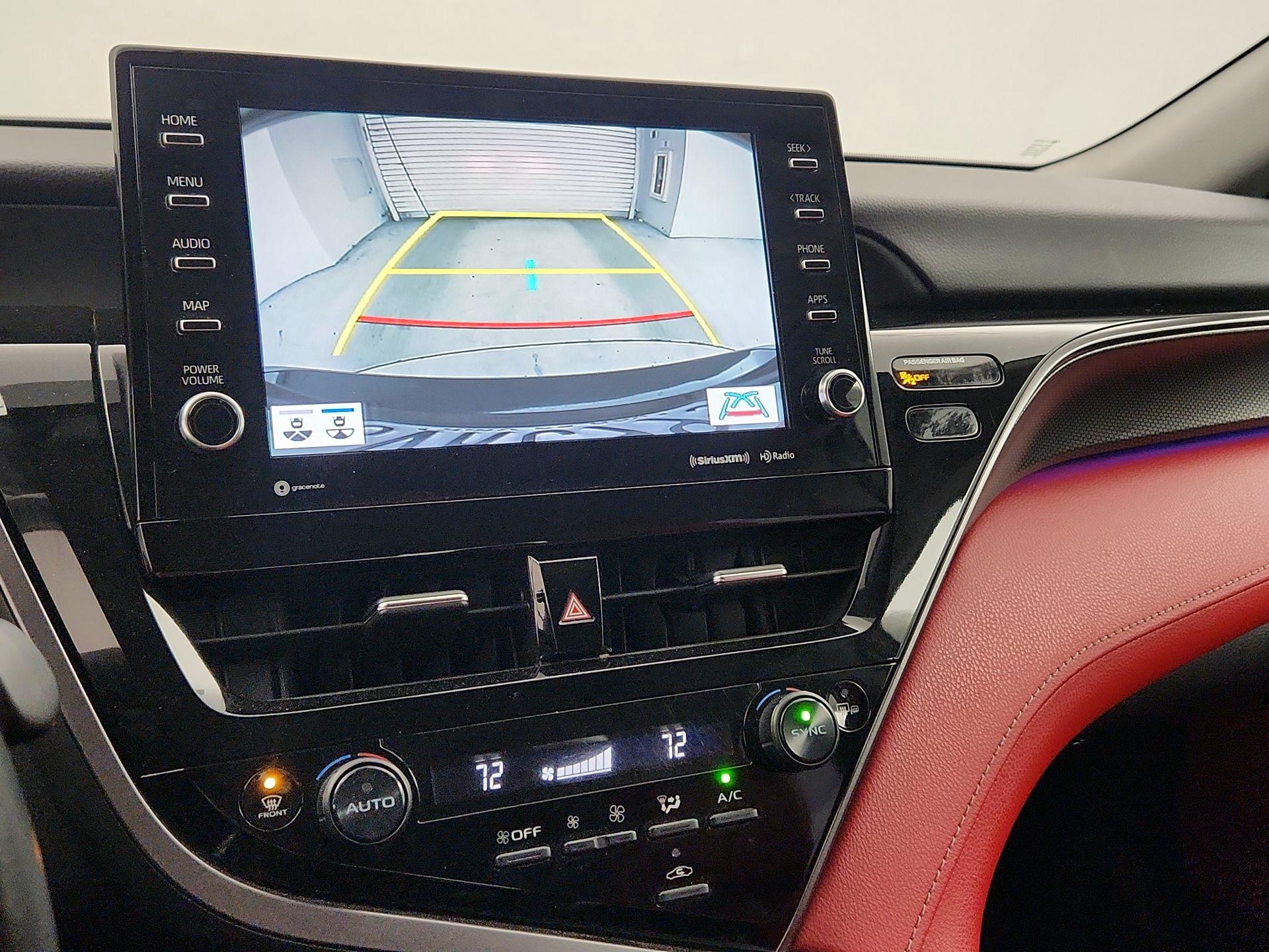 Thumbnail: 2021 Toyota Camry - 14