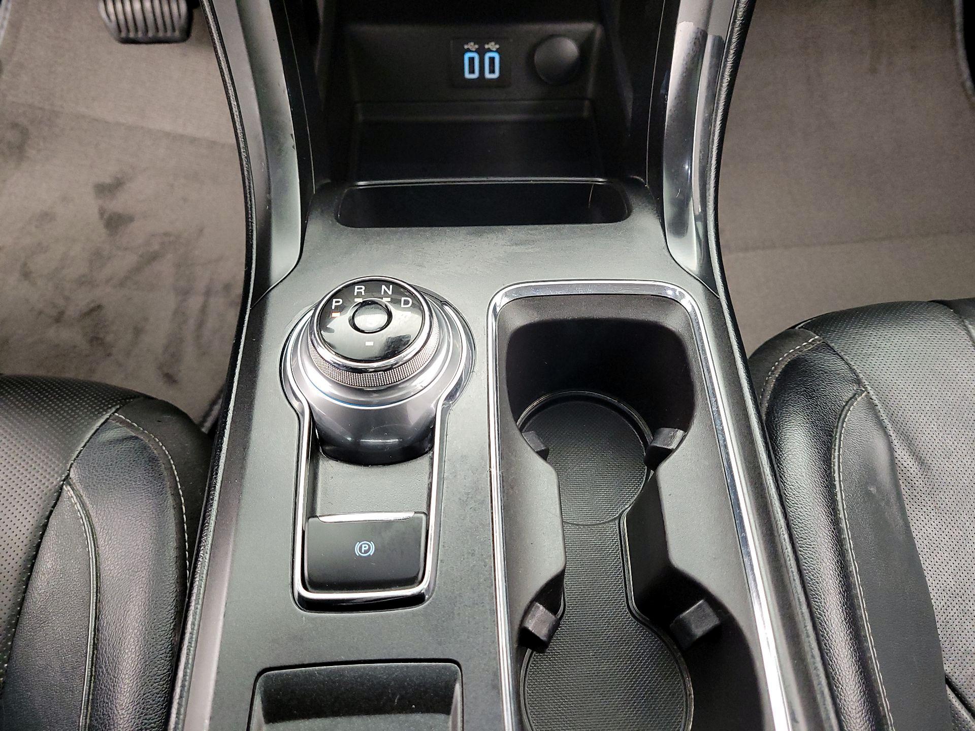 Thumbnail: 2019 Ford Fusion - 18