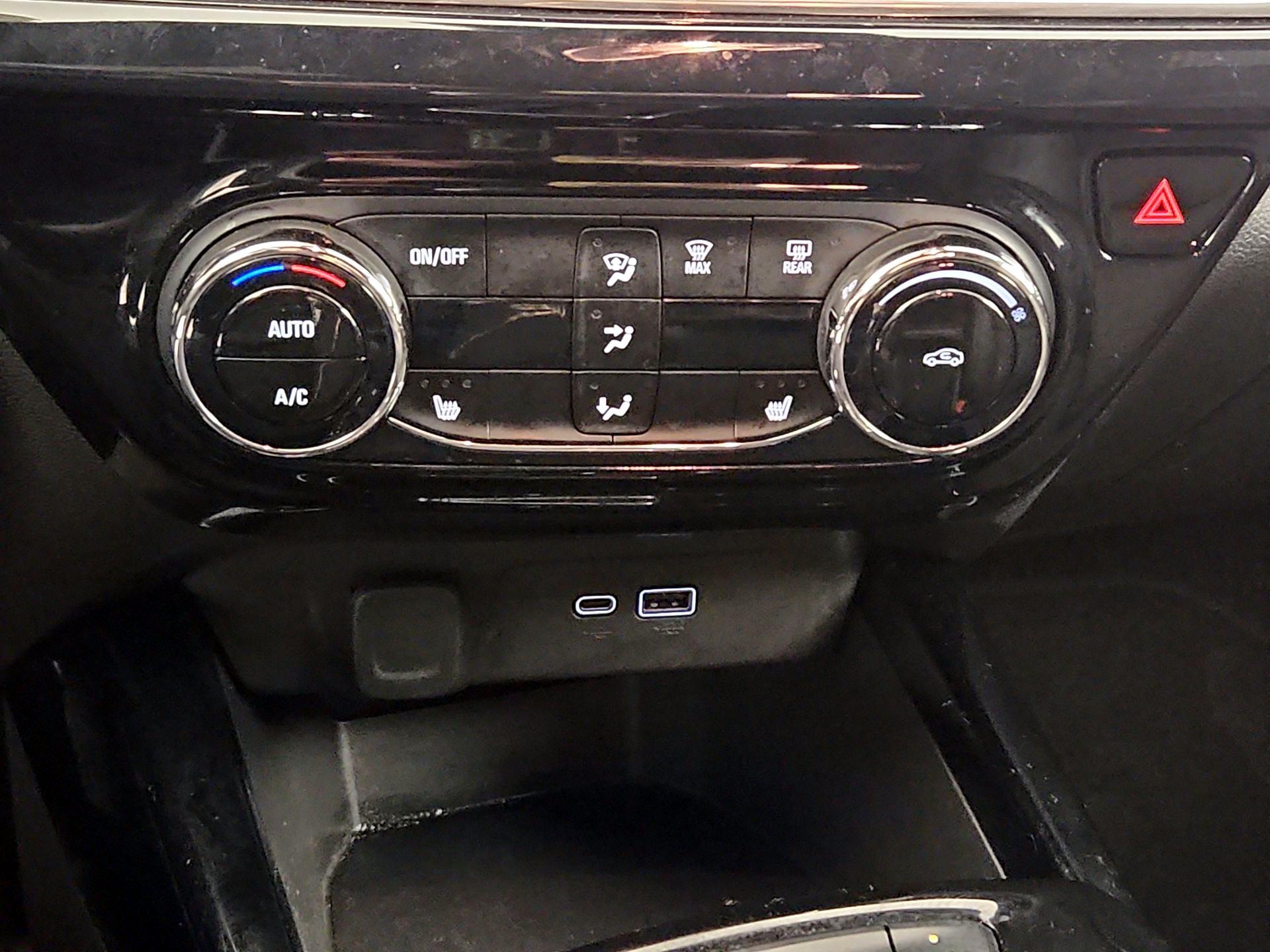 Thumbnail: 2024 Chevrolet Trax - 15