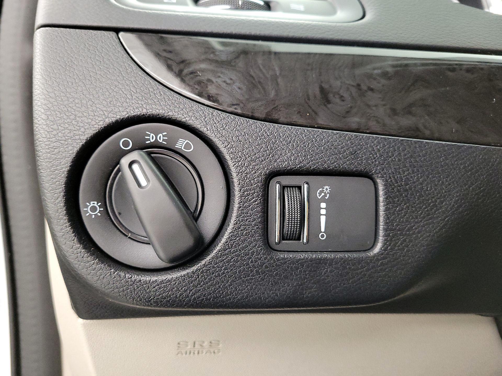 Thumbnail: 2018 Dodge Grand Caravan - 13