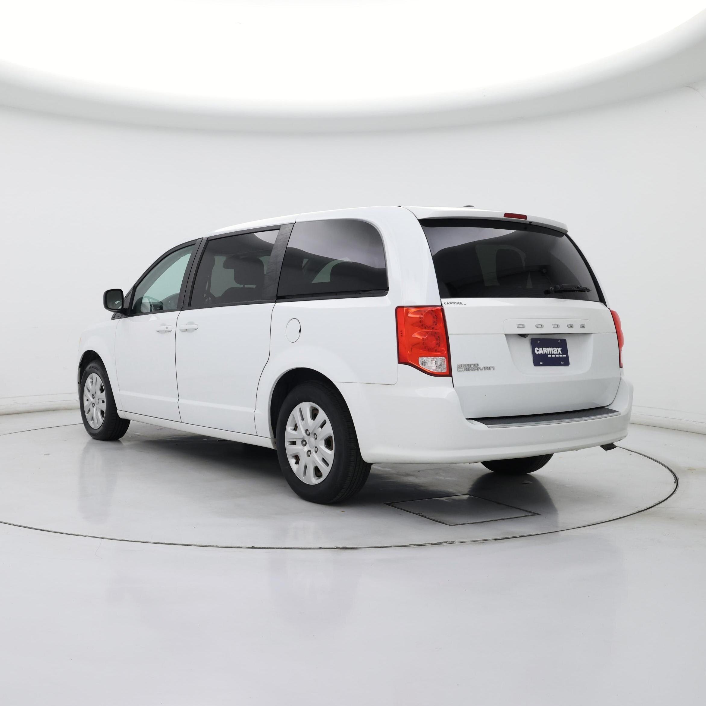 Thumbnail: 2018 Dodge Grand Caravan - 2