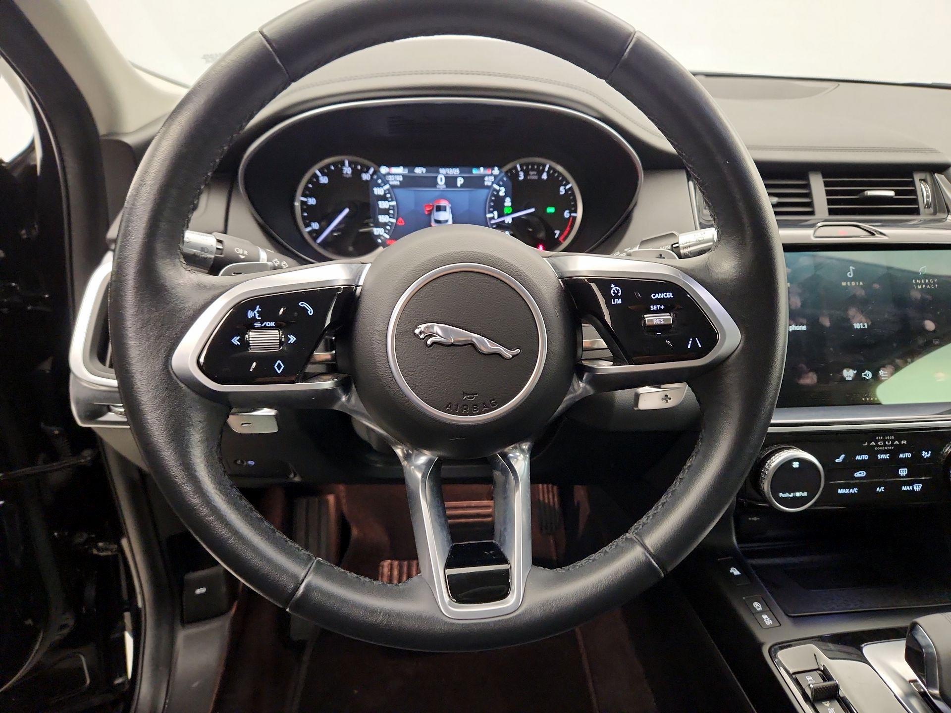 Thumbnail: 2021 Jaguar E-Pace - 10