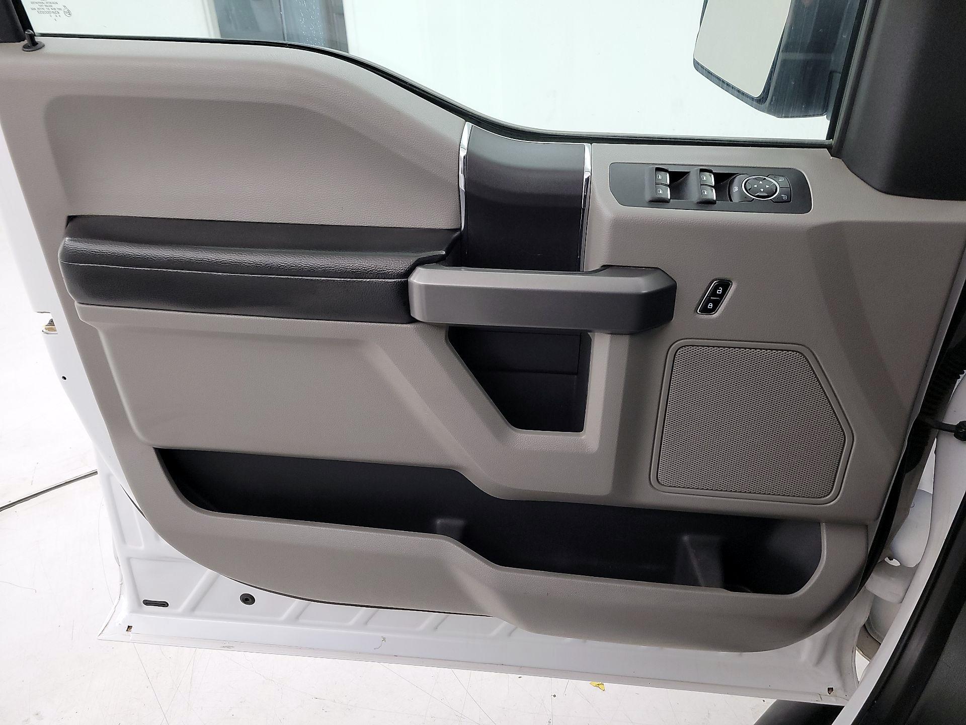 Thumbnail: 2015 Ford F-150 - 12