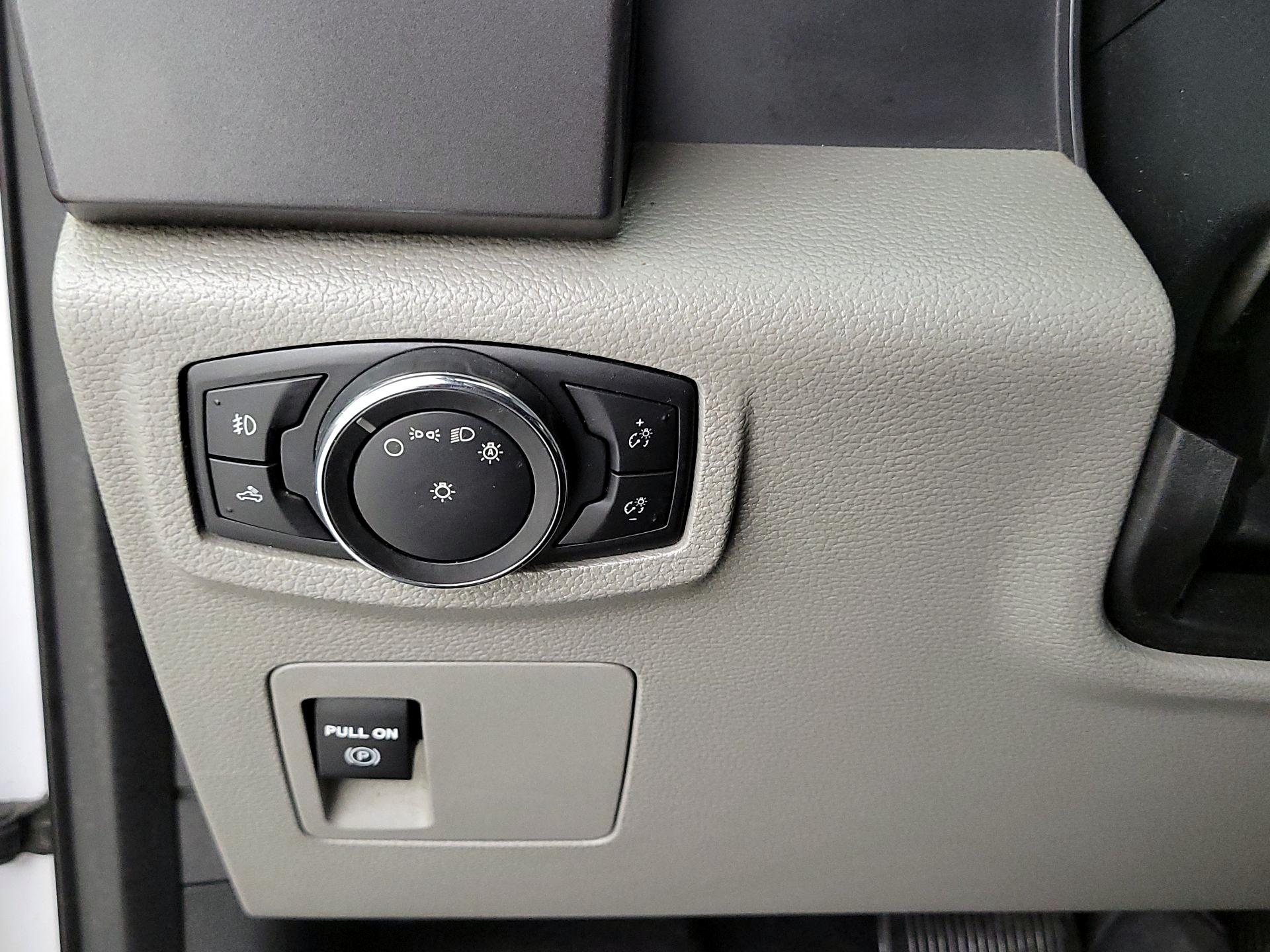 Thumbnail: 2015 Ford F-150 - 13