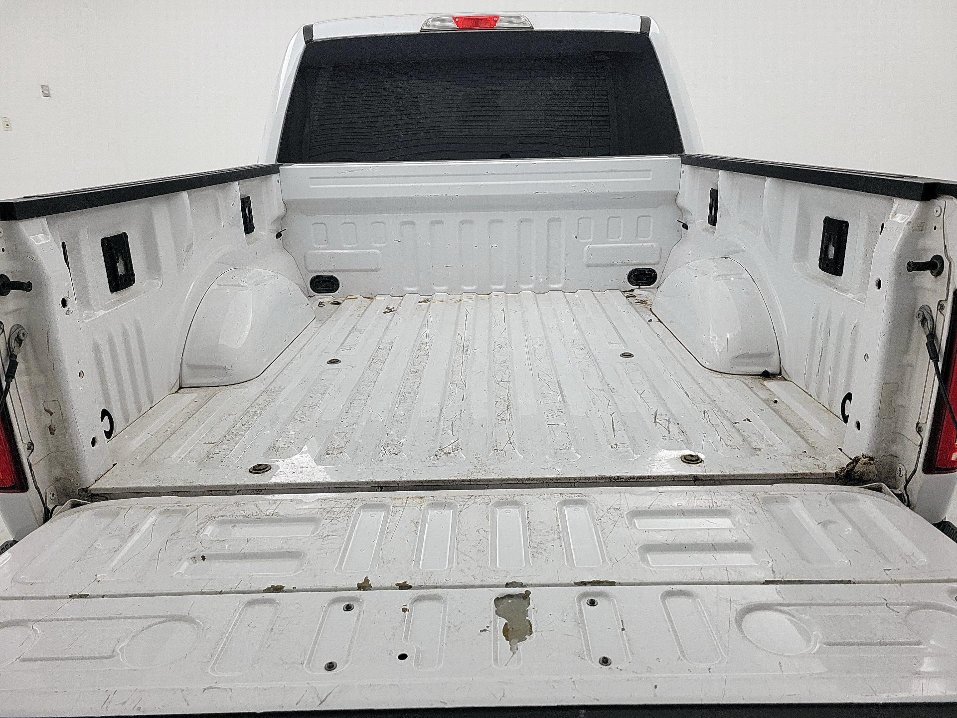 Thumbnail: 2015 Ford F-150 - 19