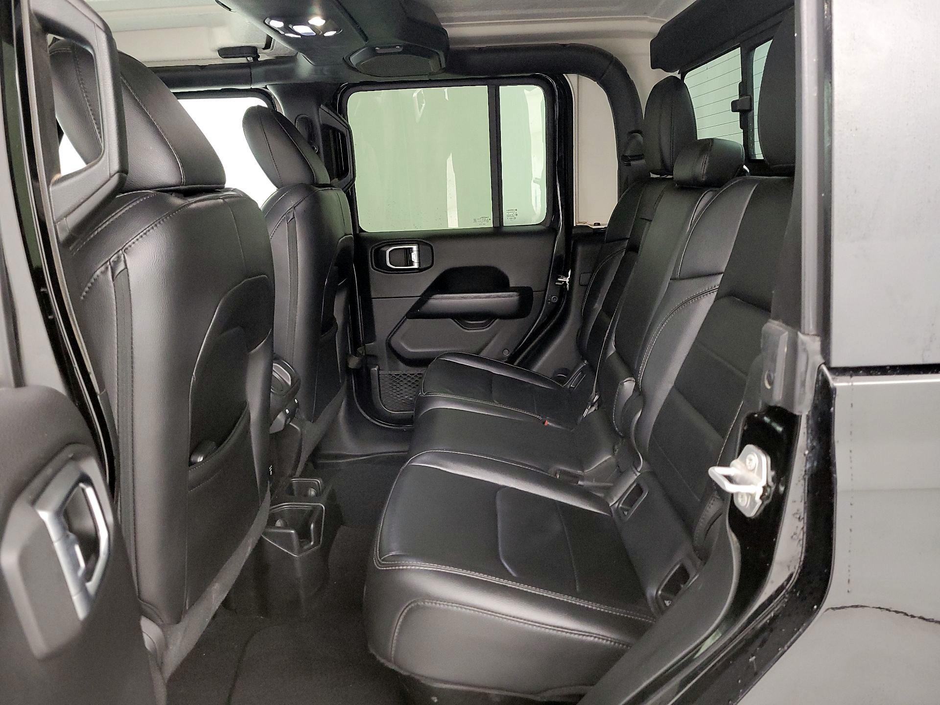 Thumbnail: 2020 Jeep Gladiator - 20