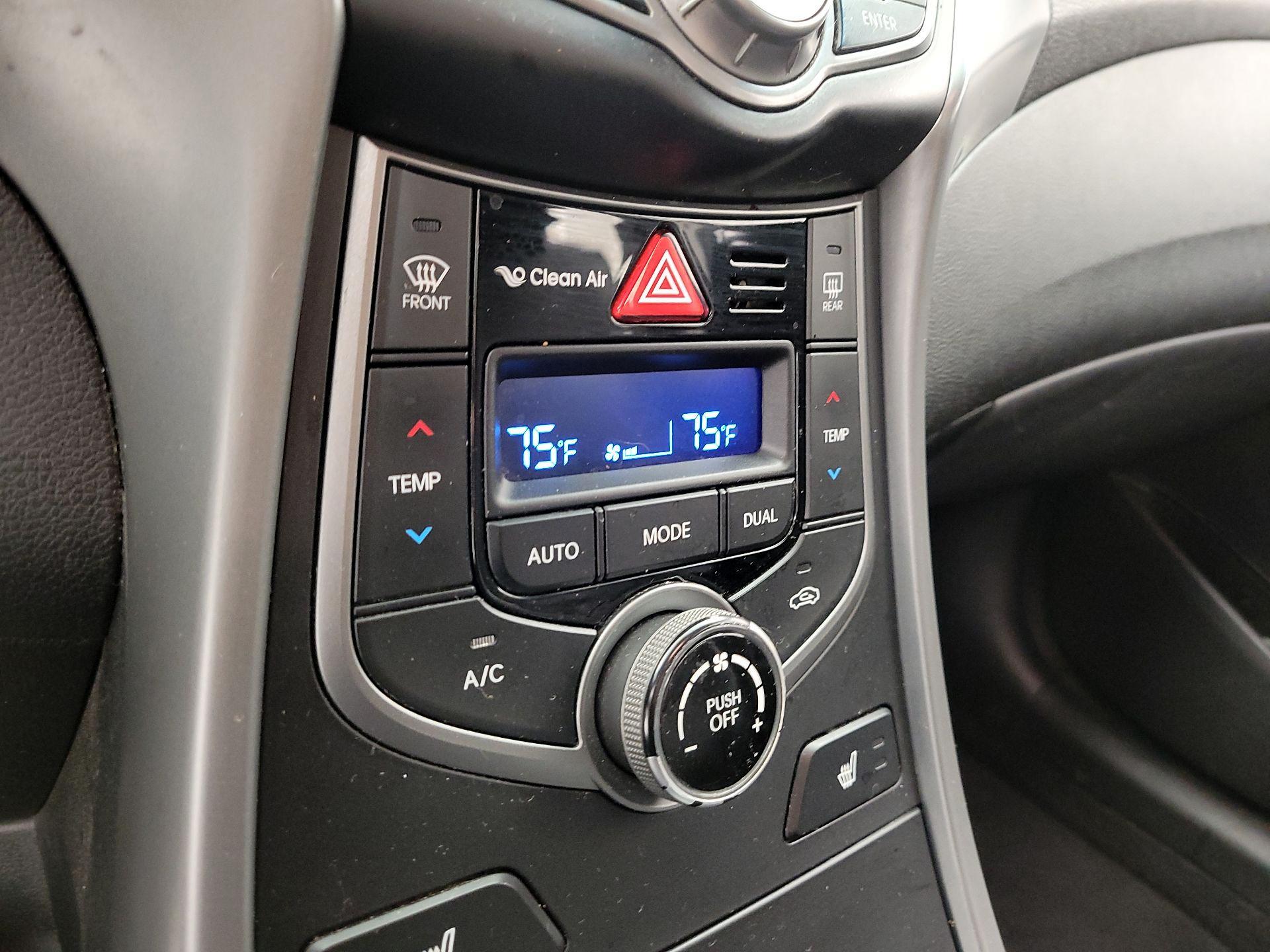 Thumbnail: 2014 Hyundai Elantra - 16