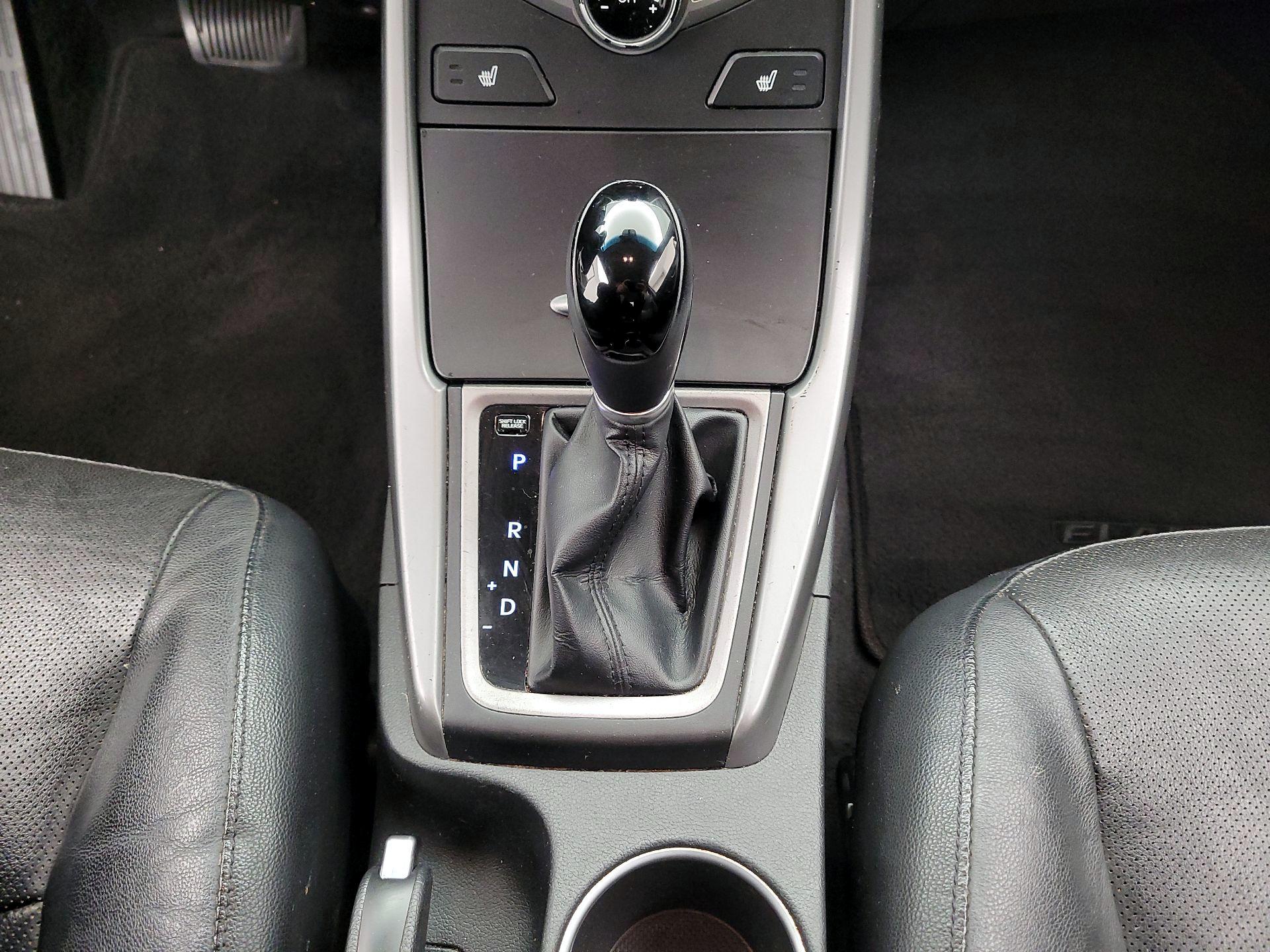 Thumbnail: 2014 Hyundai Elantra - 17