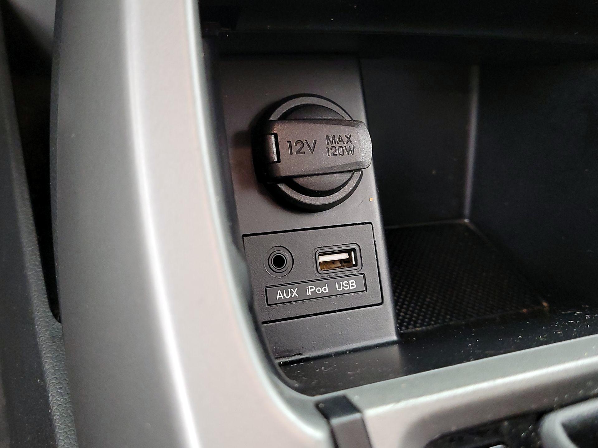 Thumbnail: 2014 Hyundai Elantra - 18