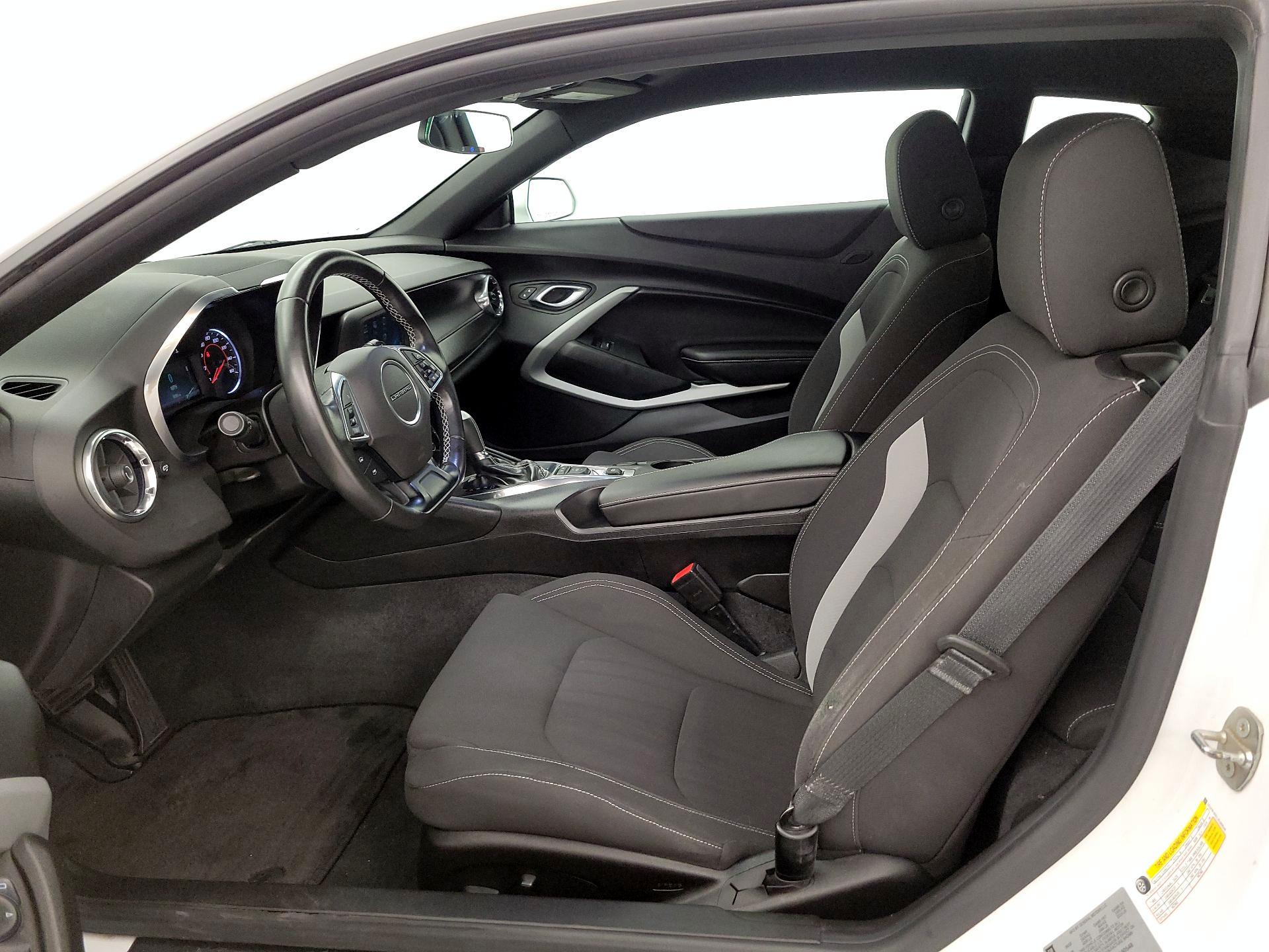 Thumbnail: 2018 Chevrolet Camaro - 11