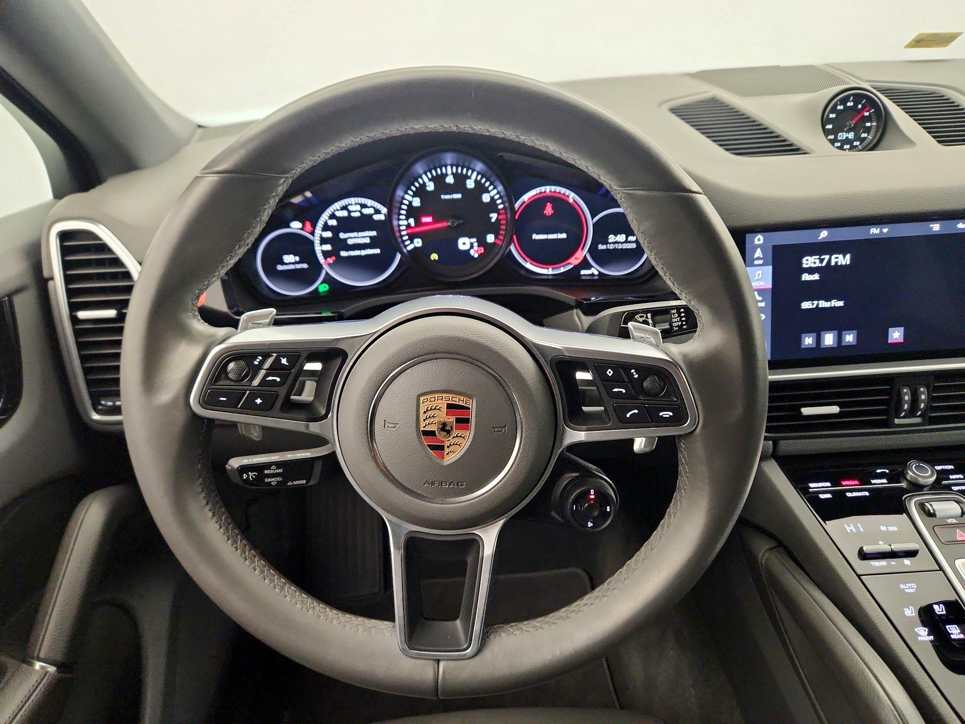 Thumbnail: 2020 Porsche Cayenne - 10