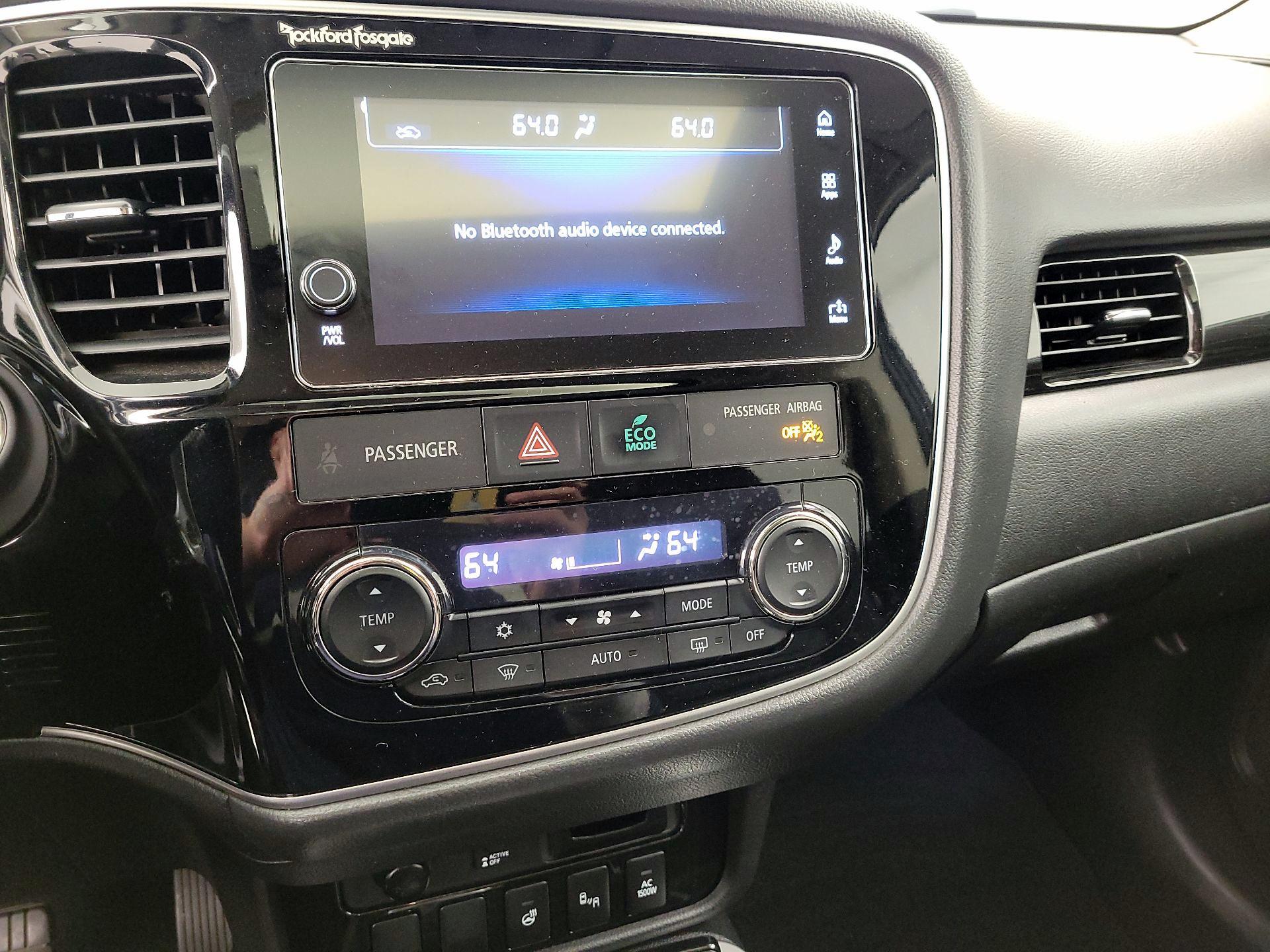 Thumbnail: 2018 Mitsubishi Outlander - 16