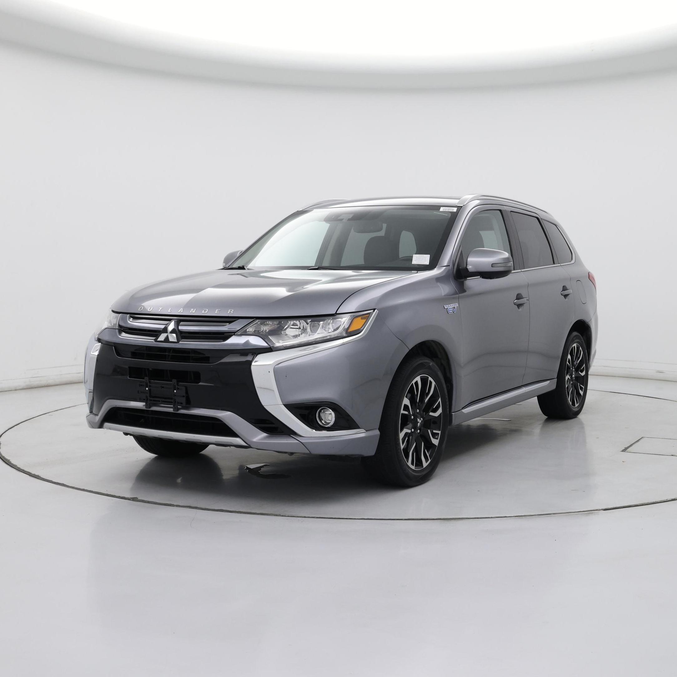 Thumbnail: 2018 Mitsubishi Outlander - 4