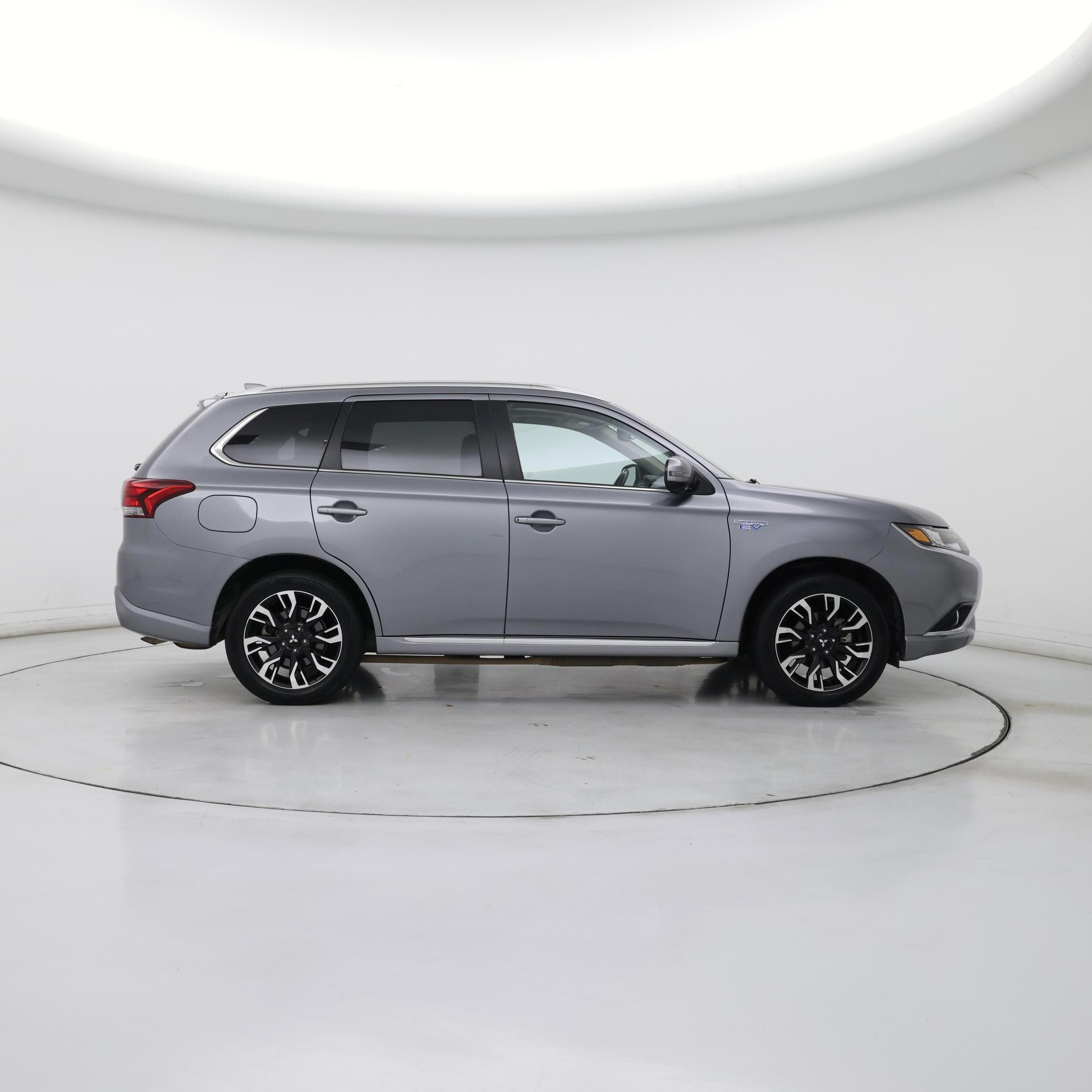 Thumbnail: 2018 Mitsubishi Outlander - 7