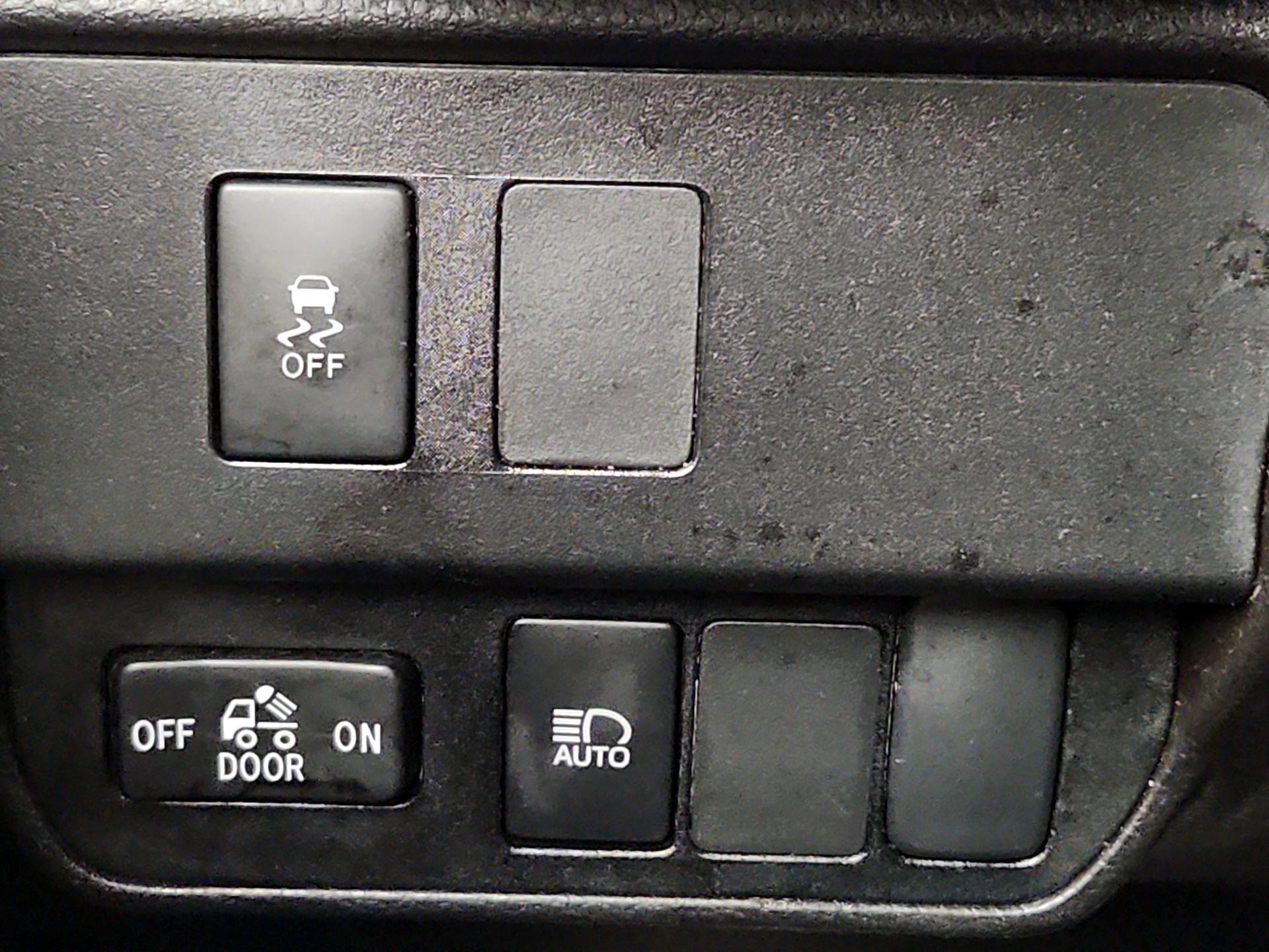 Thumbnail: 2023 Toyota Tacoma - 13