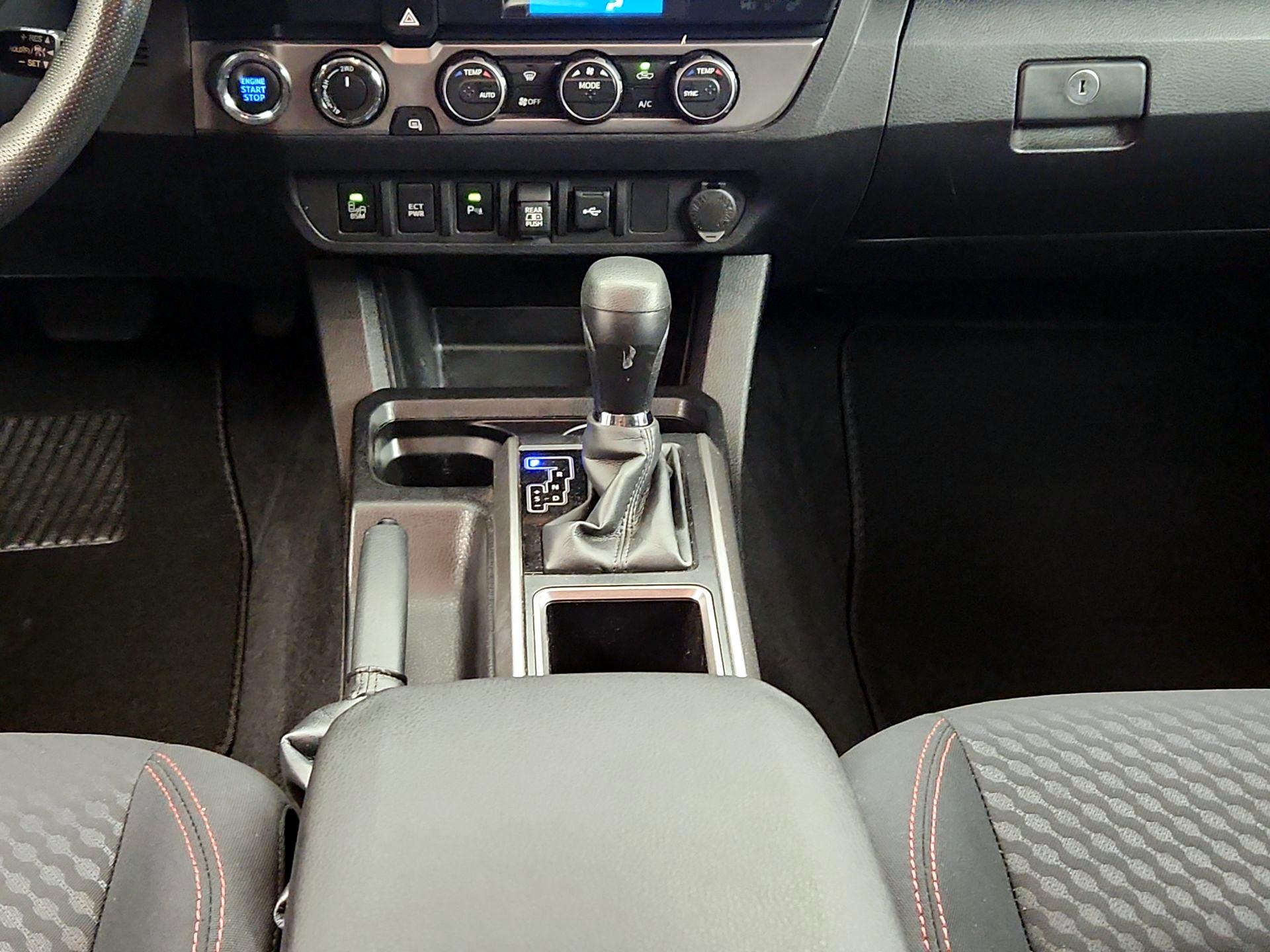 Thumbnail: 2023 Toyota Tacoma - 17