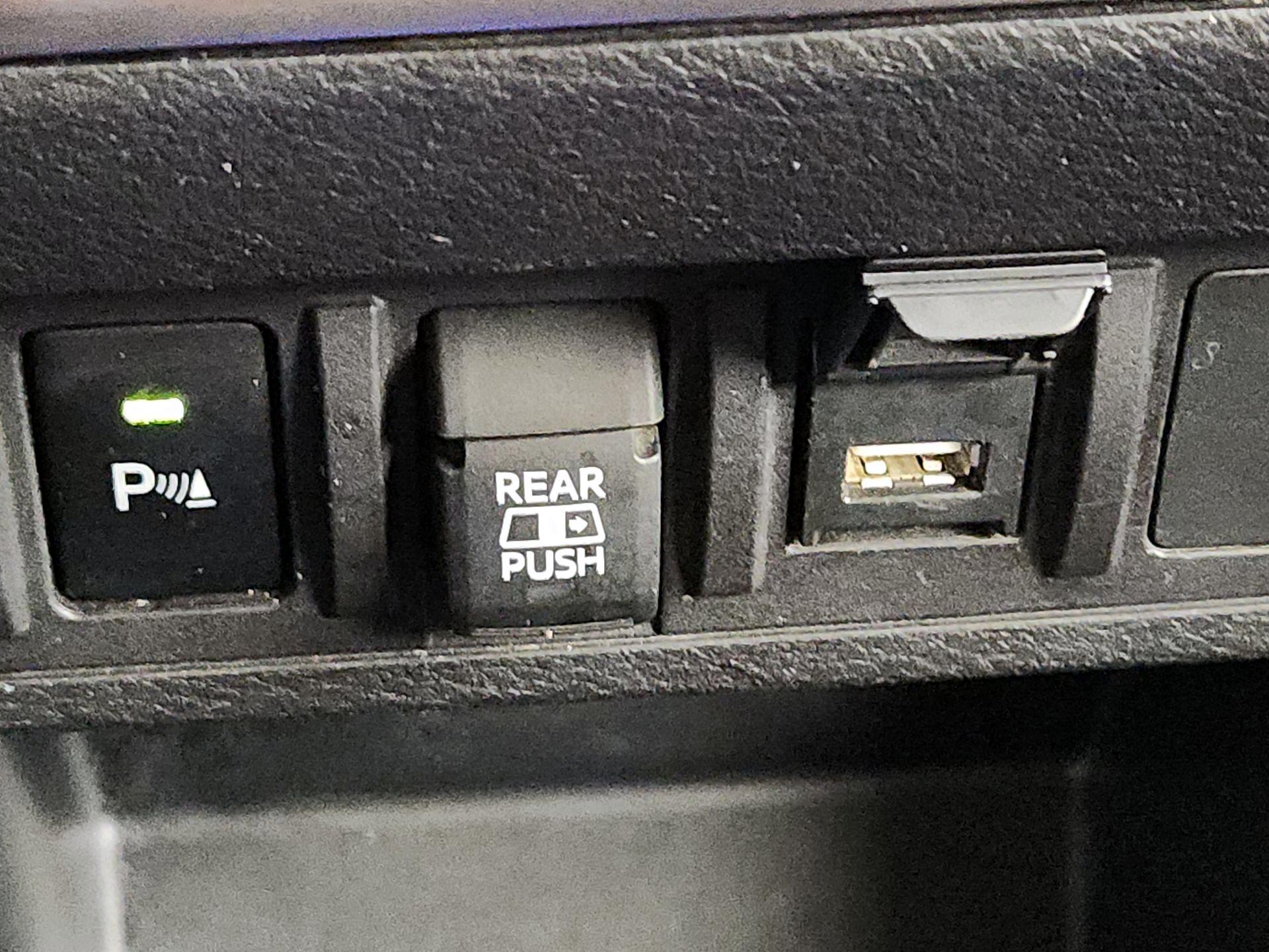 Thumbnail: 2023 Toyota Tacoma - 18