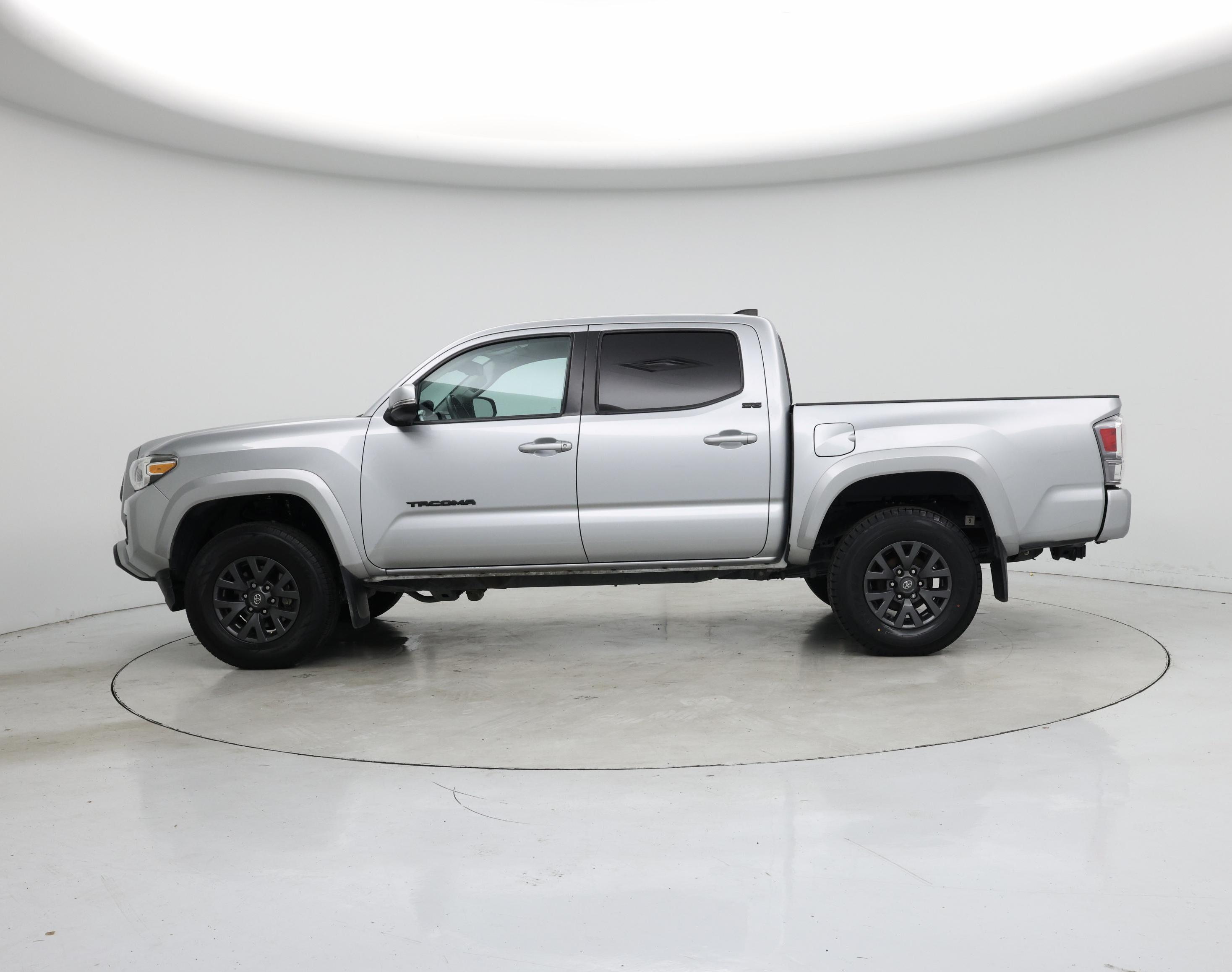 Thumbnail: 2023 Toyota Tacoma - 3