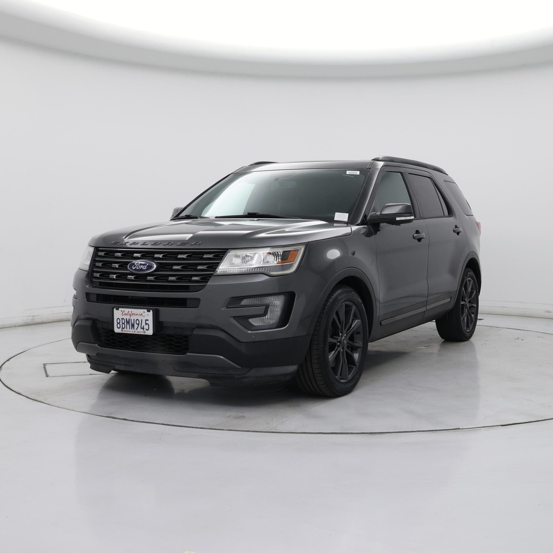 Thumbnail: 2017 Ford Explorer - 4