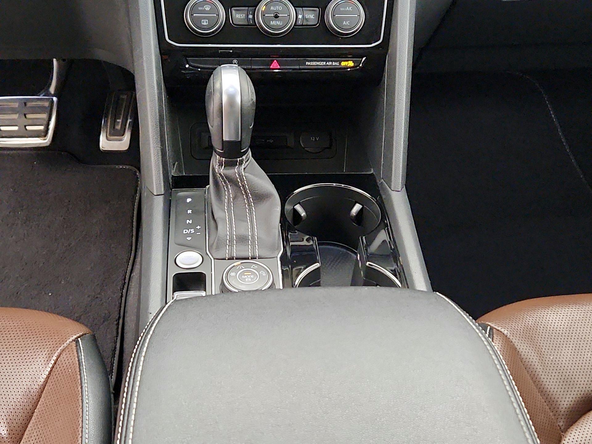 Thumbnail: 2022 Volkswagen Atlas - 17