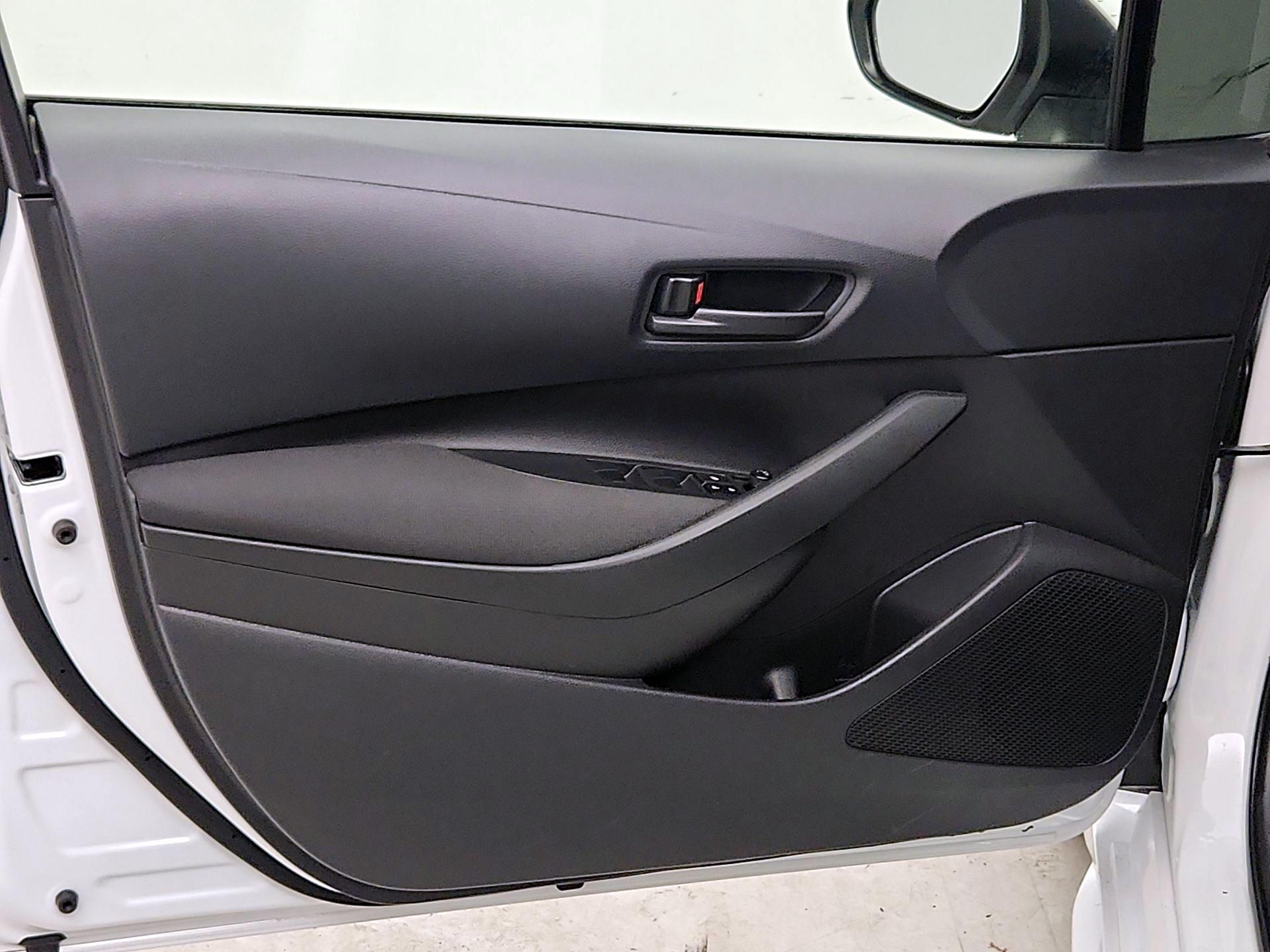 Thumbnail: 2025 Toyota Corolla - 12