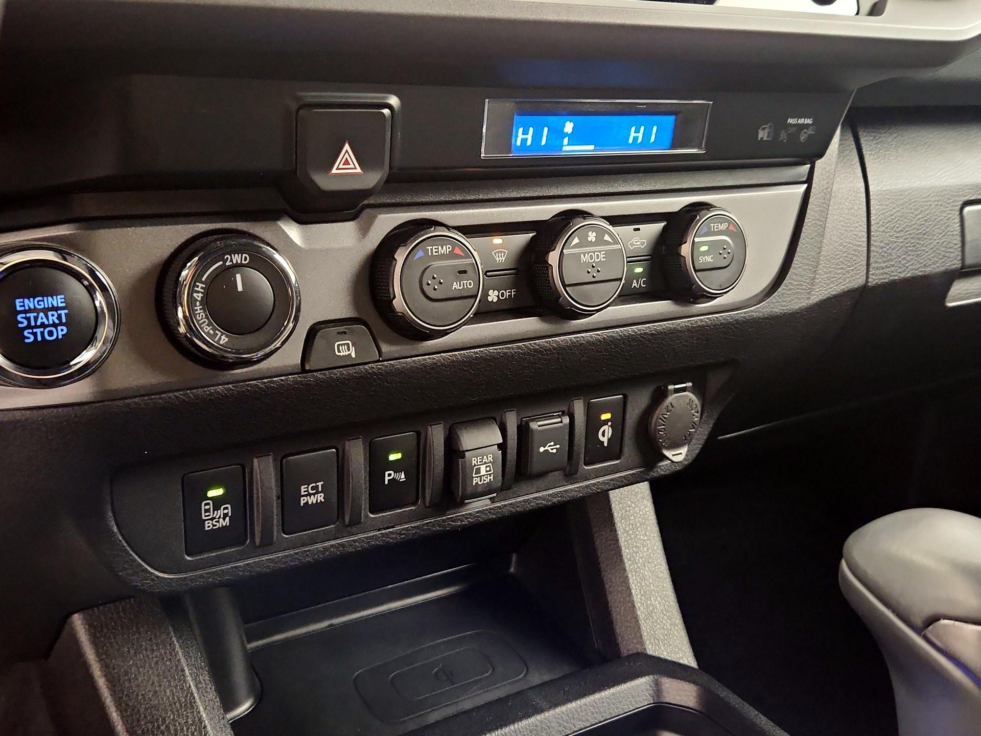 Thumbnail: 2023 Toyota Tacoma - 17