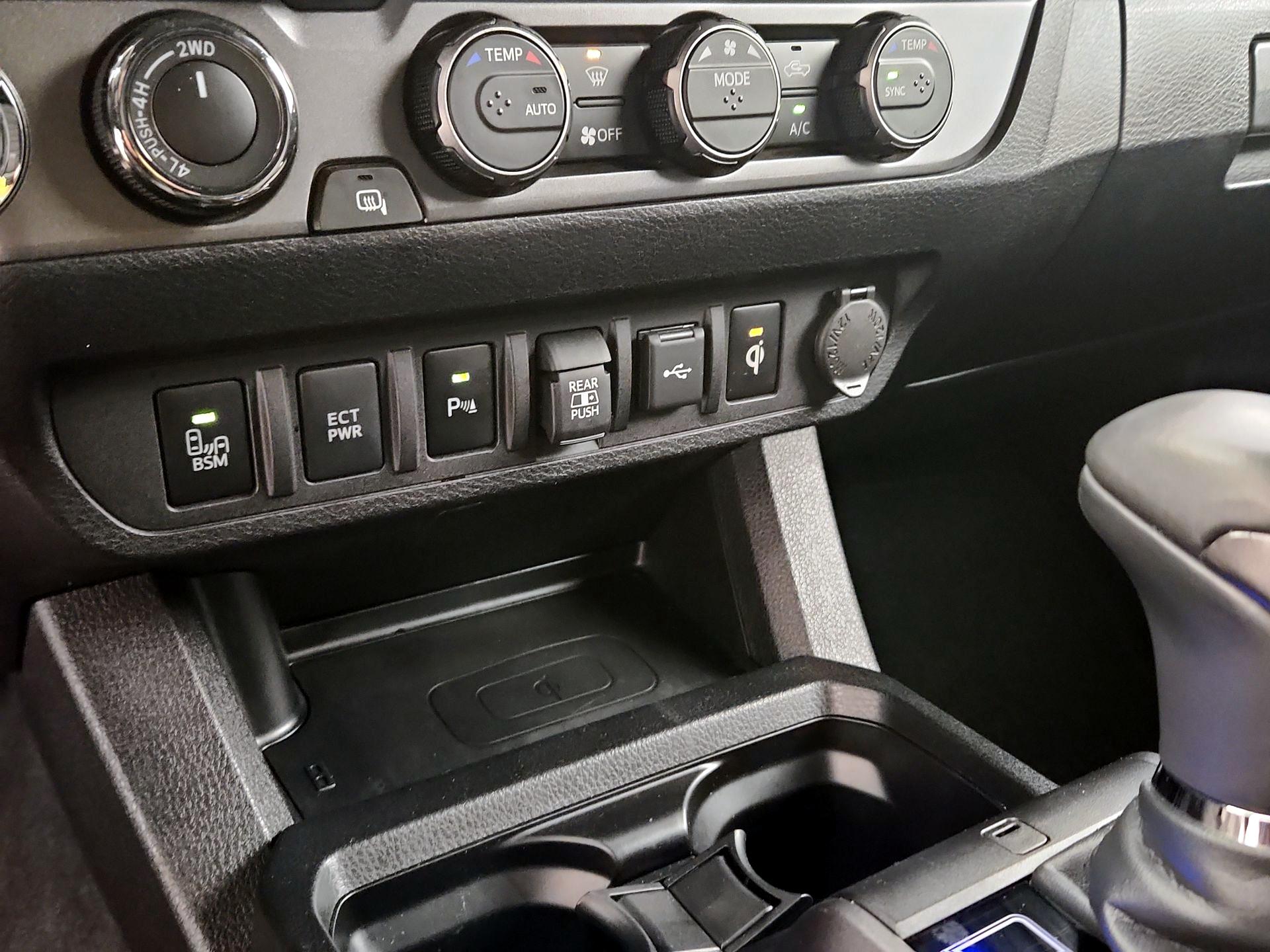 Thumbnail: 2023 Toyota Tacoma - 19