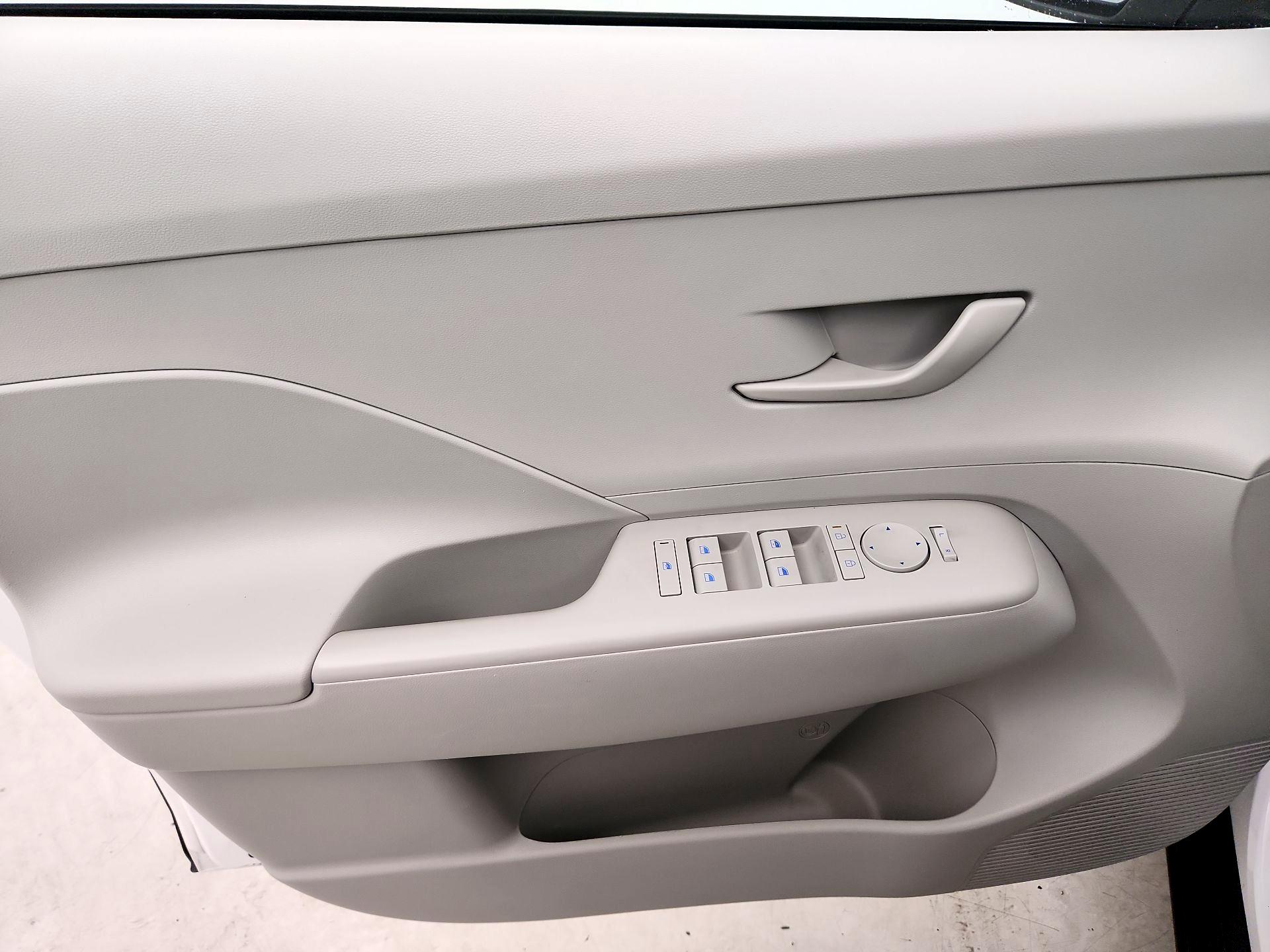 Thumbnail: 2025 Hyundai Kona - 12