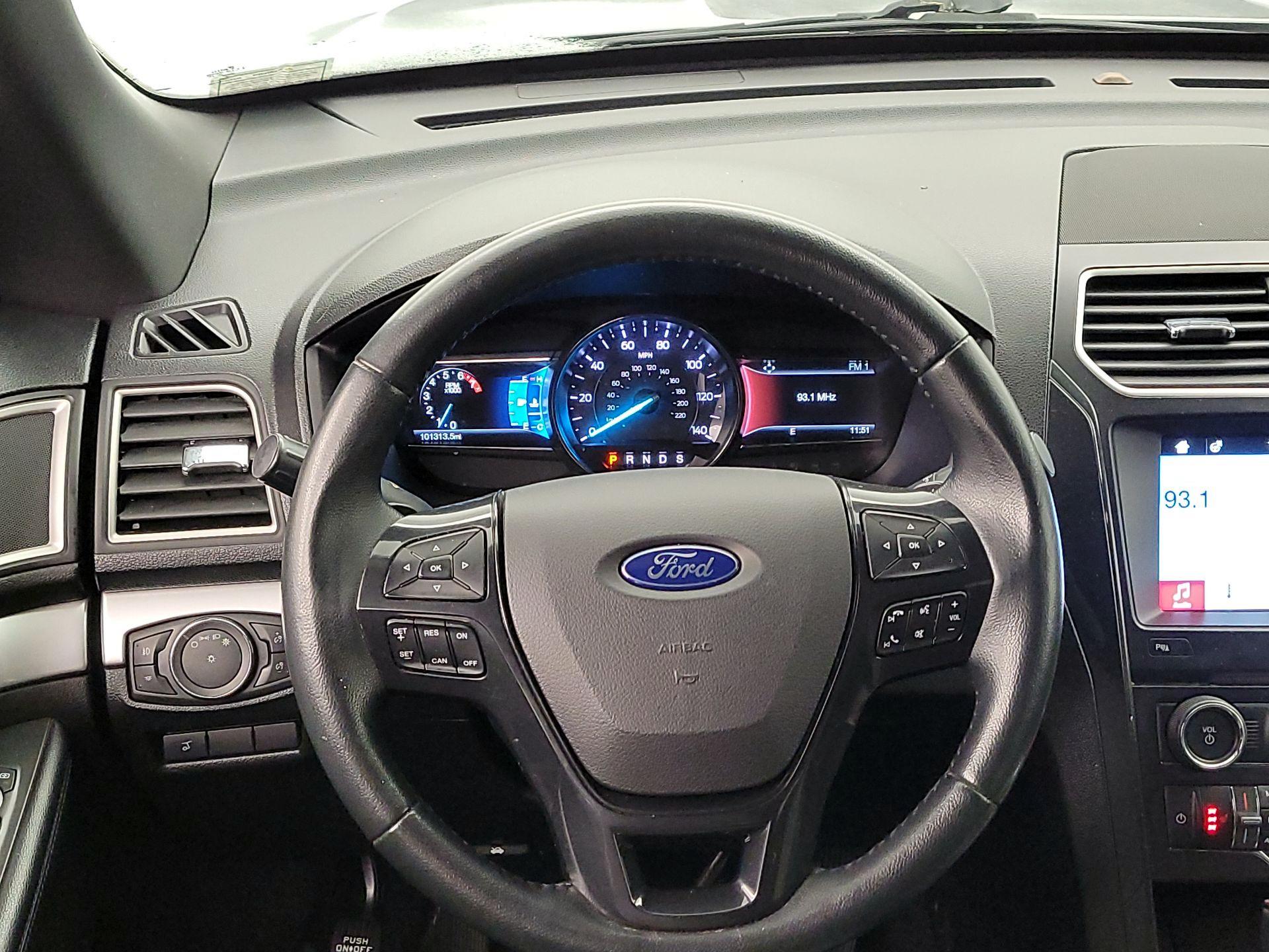 Thumbnail: 2017 Ford Explorer - 10