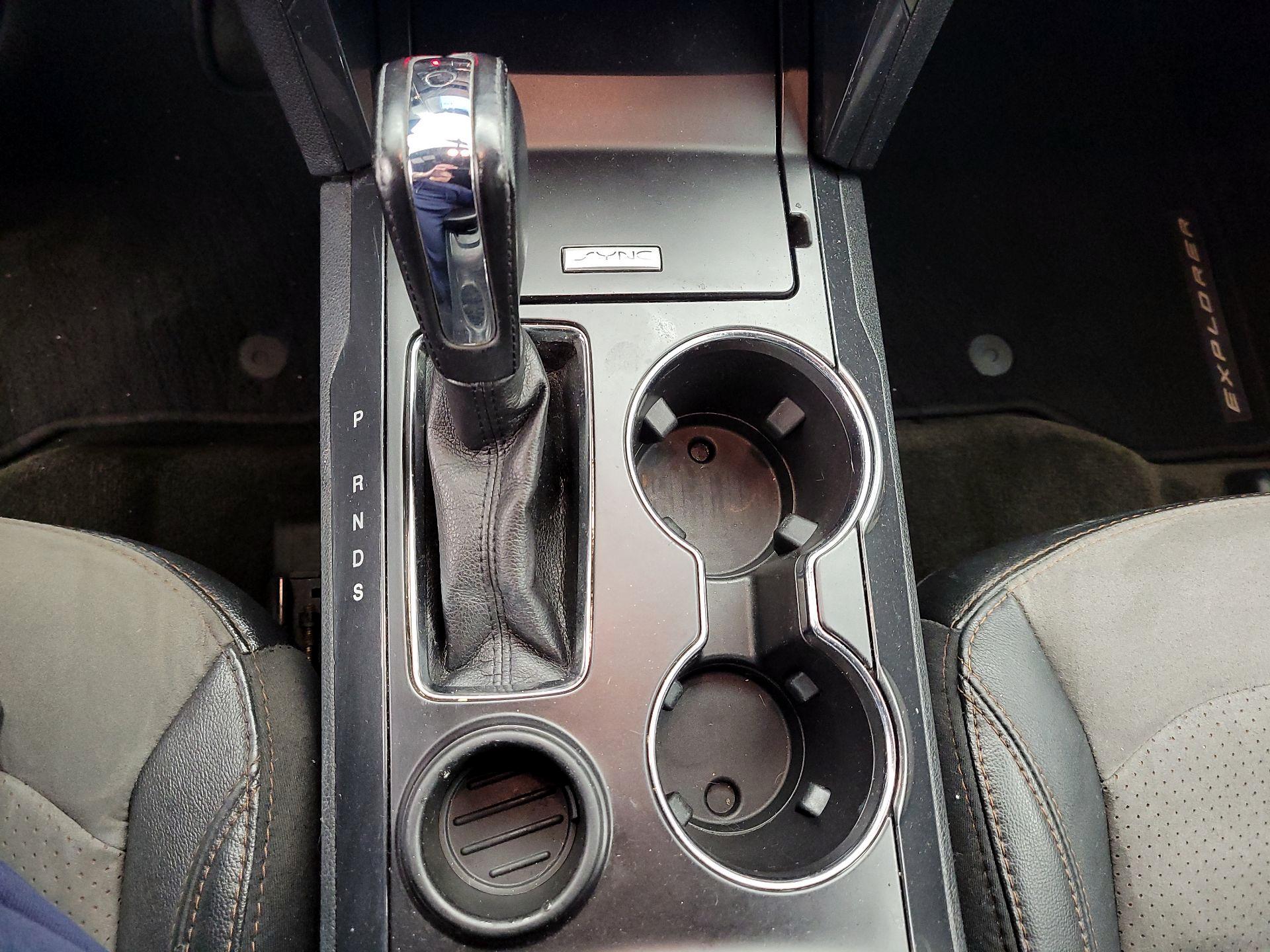 Thumbnail: 2017 Ford Explorer - 18