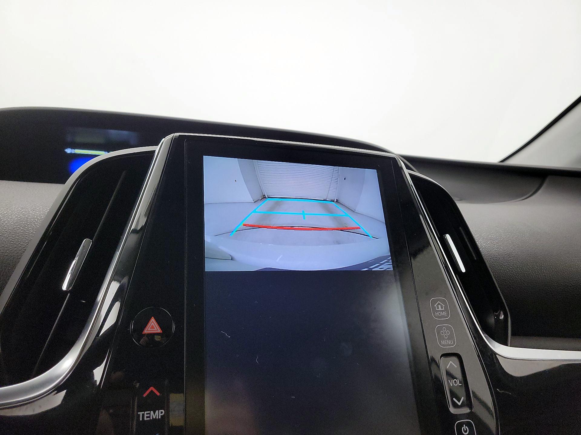 Thumbnail: 2019 Toyota Prius - 15