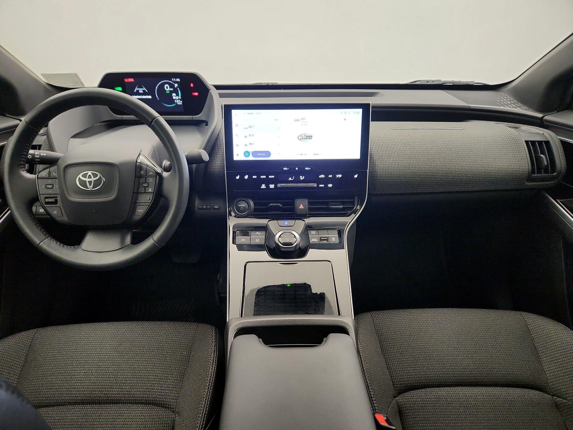 Thumbnail: 2023 Toyota bZ4X - 9