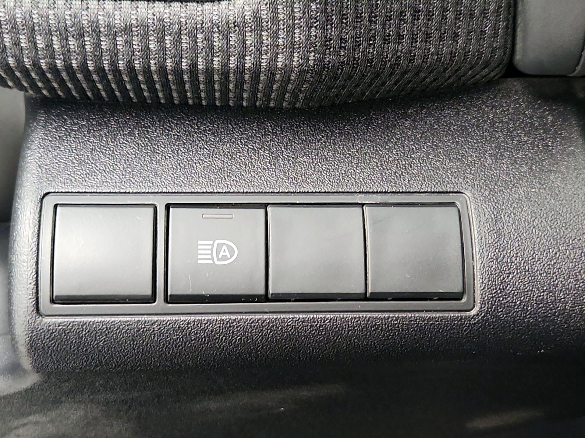 Thumbnail: 2023 Toyota bZ4X - 13