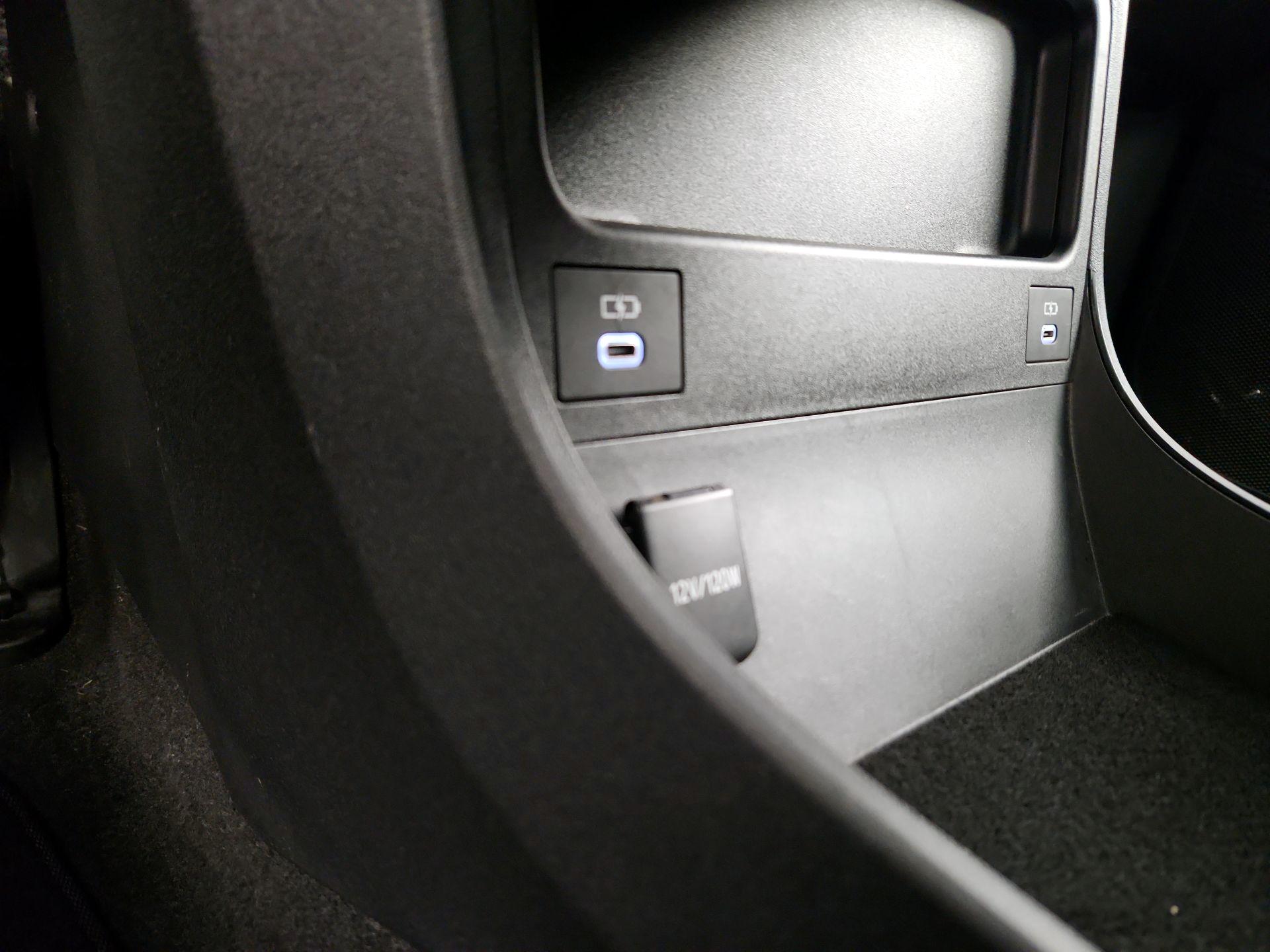 Thumbnail: 2023 Toyota bZ4X - 18