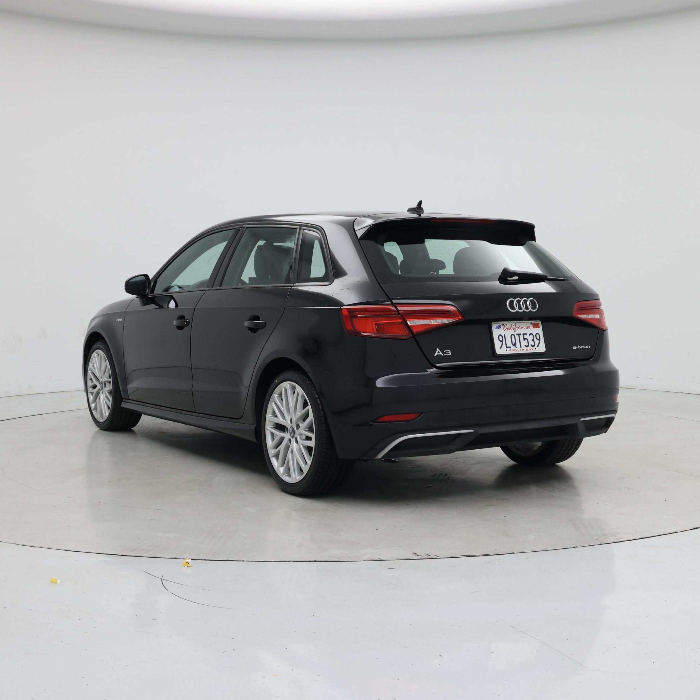 Thumbnail: 2018 Audi A3 - 2