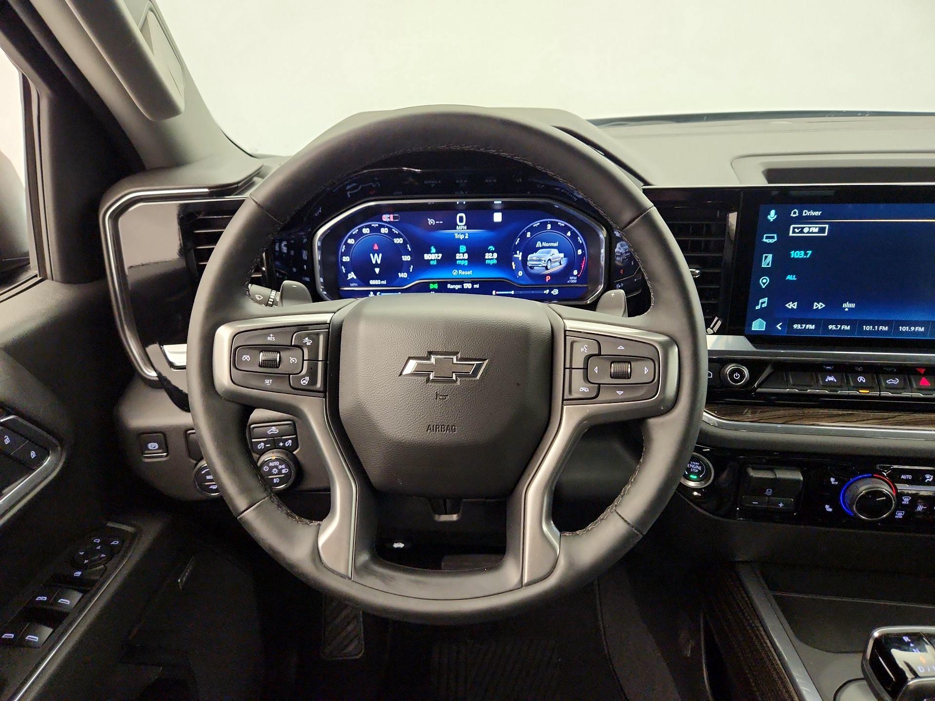 Thumbnail: 2025 Chevrolet Silverado 1500 - 10