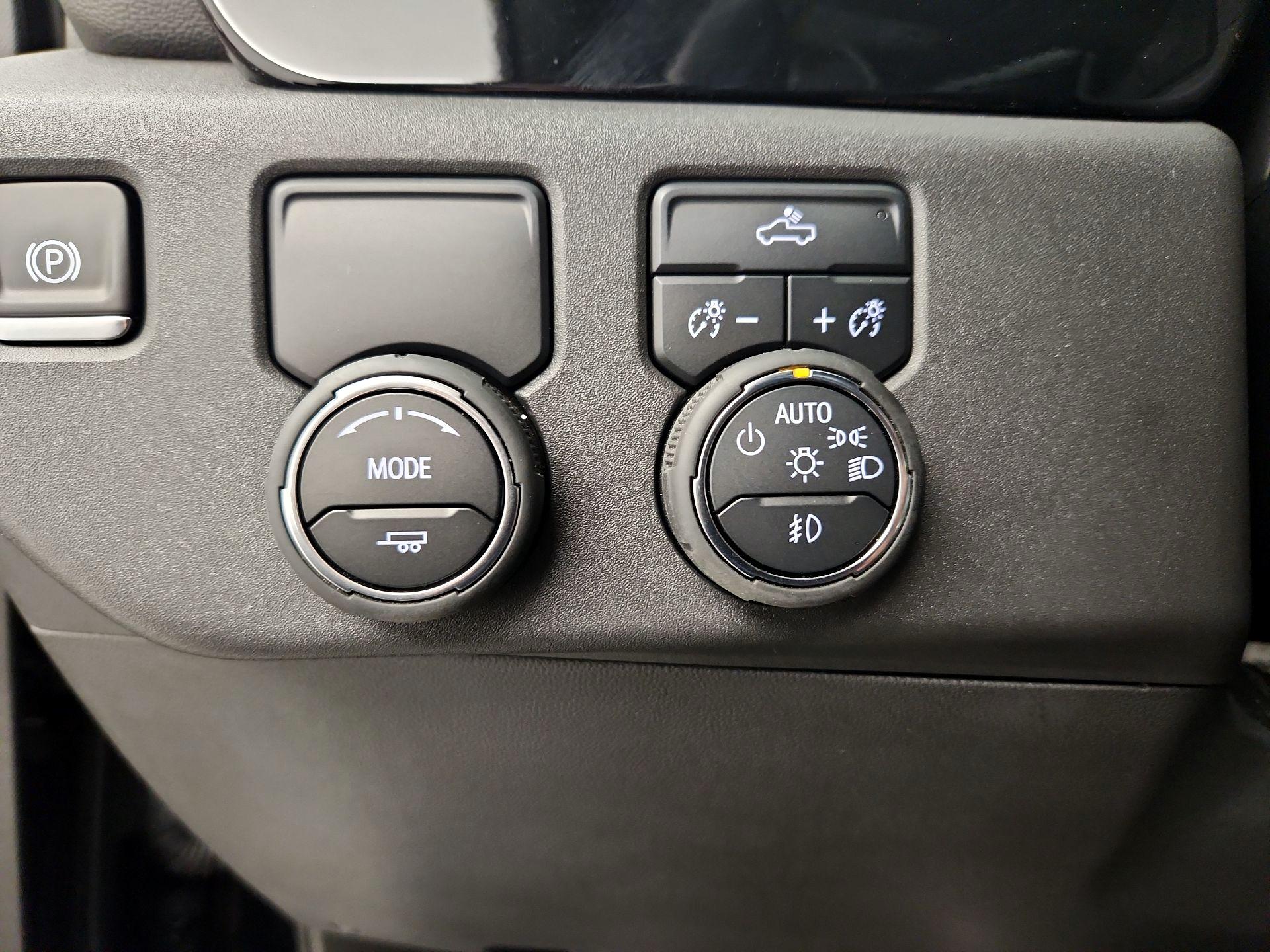 Thumbnail: 2025 Chevrolet Silverado 1500 - 13