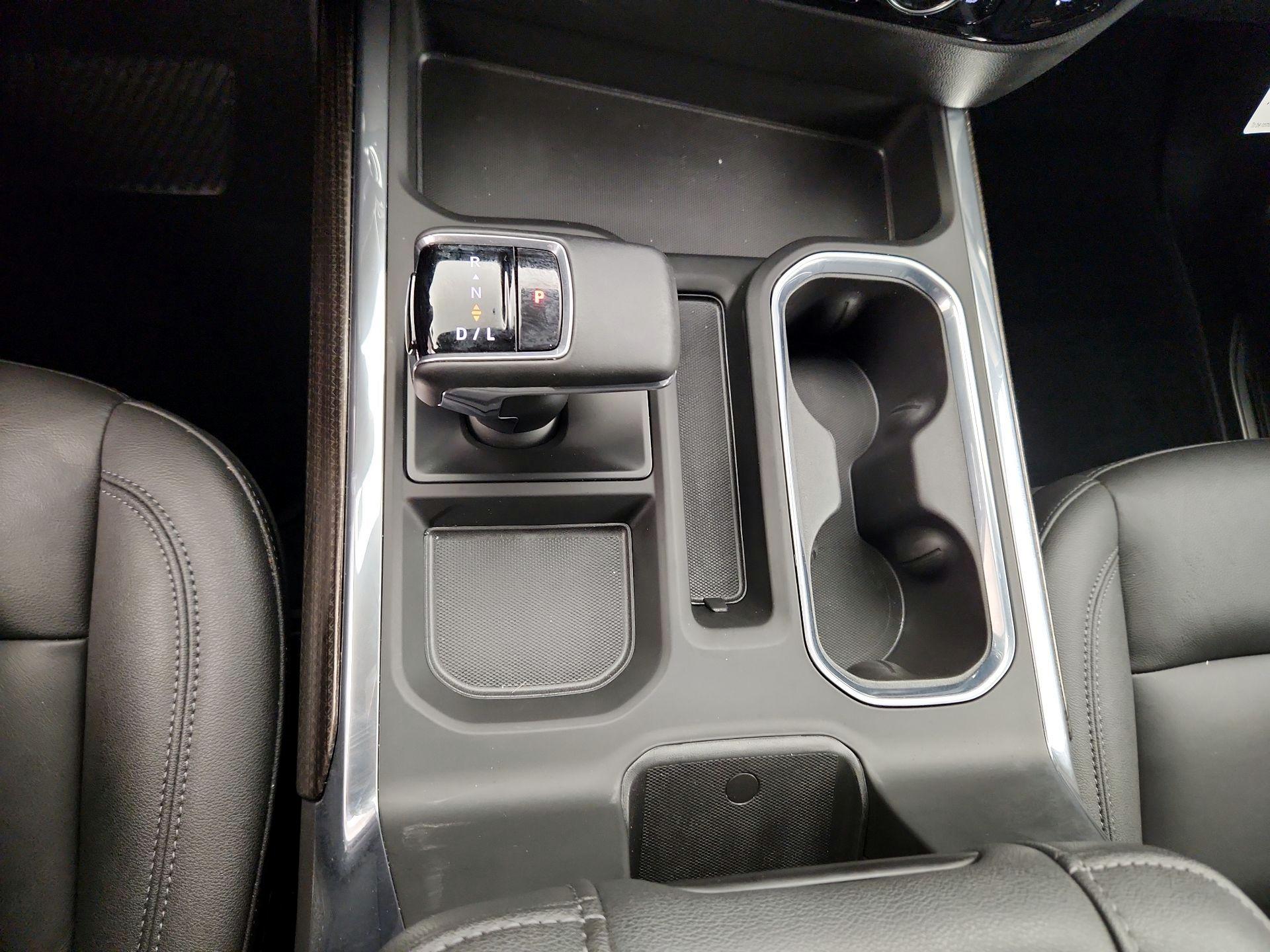 Thumbnail: 2025 Chevrolet Silverado 1500 - 18