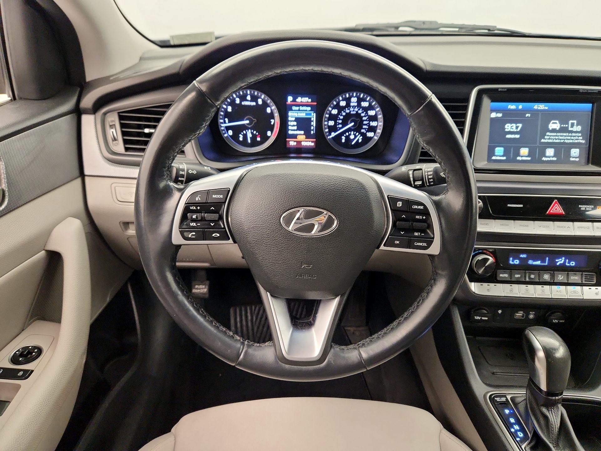 Thumbnail: 2019 Hyundai Sonata - 10