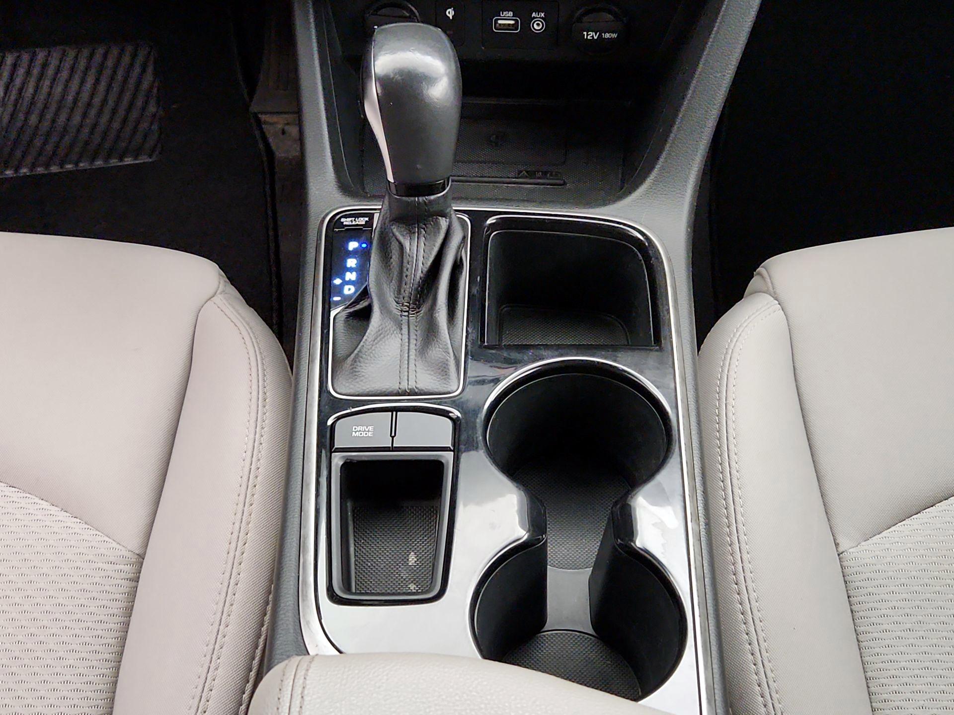 Thumbnail: 2019 Hyundai Sonata - 17