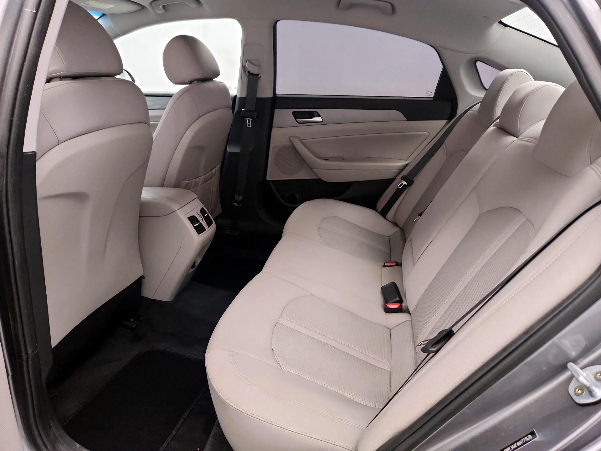 Thumbnail: 2019 Hyundai Sonata - 19